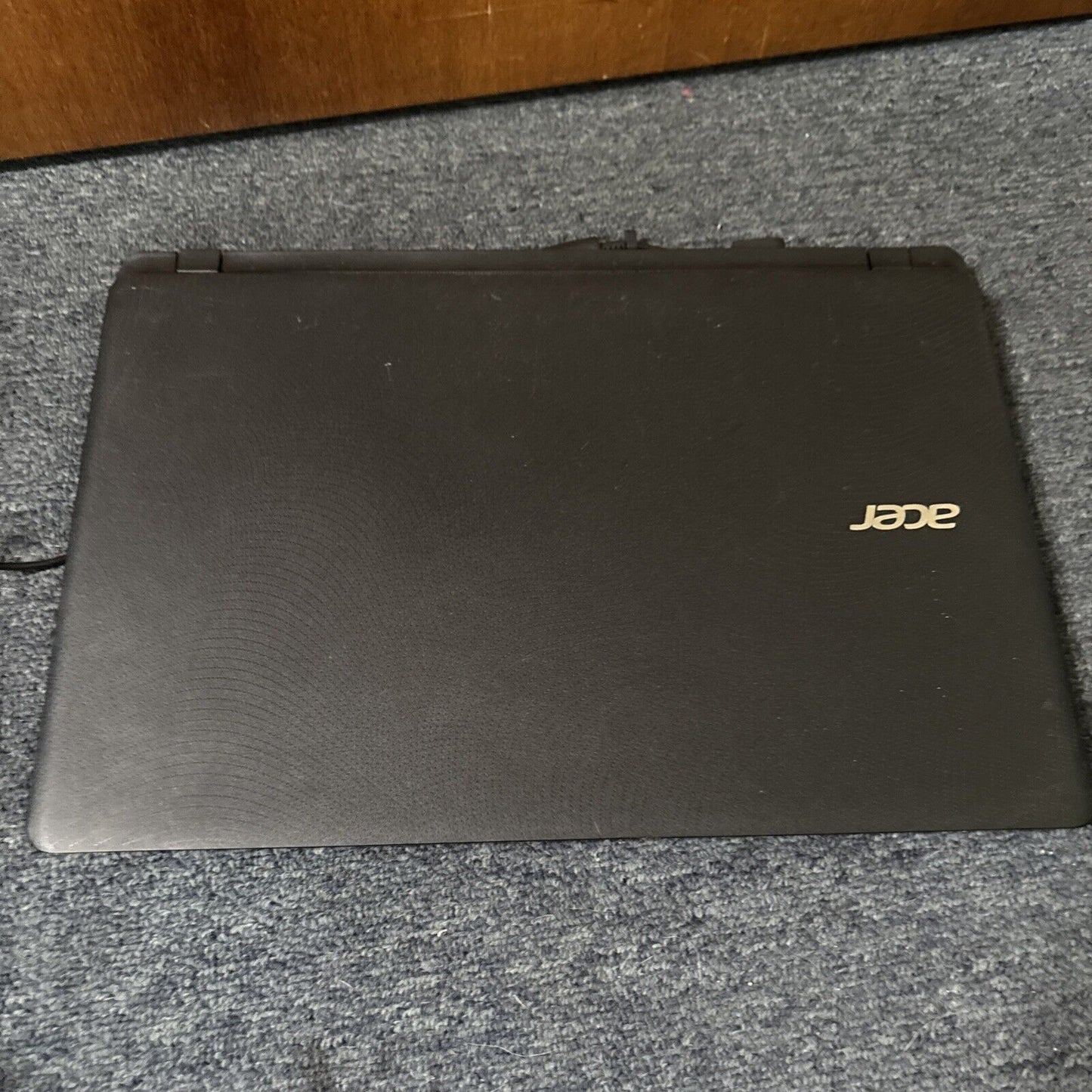 Acer Aspire ES15 Intel N4200 1TB HDD *Flat Battery - Requires New Battery*