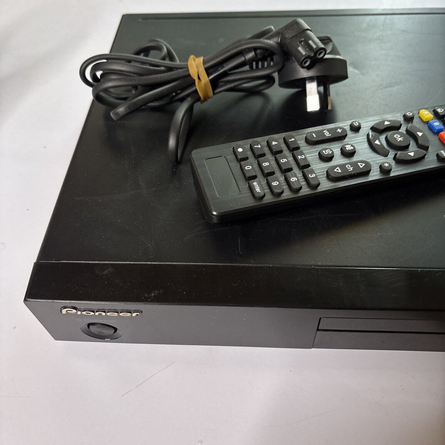 Pioneer Bluray DVD Player BDP-100 Region B &4