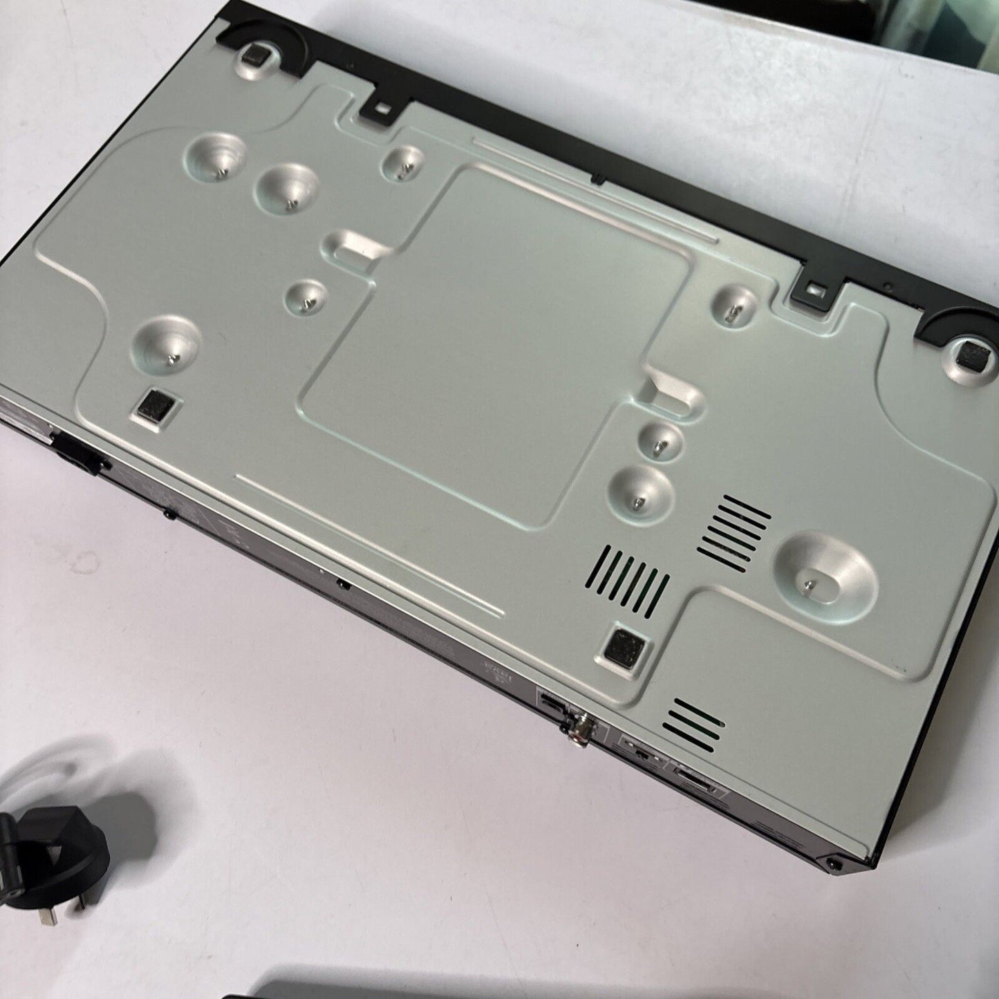 Pioneer Bluray DVD Player BDP-100 Region B &4