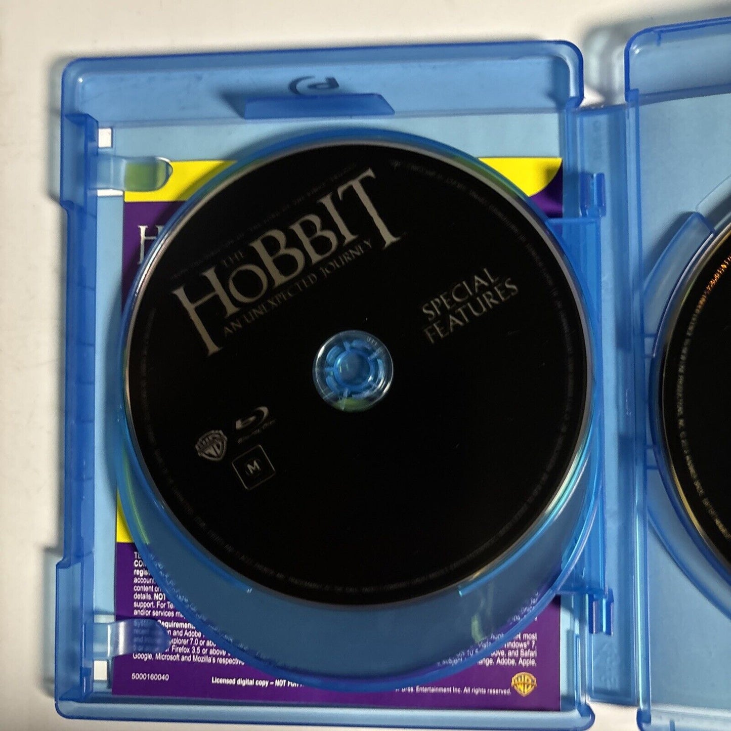 Hobbit-An Unexpected Journey (Blu-ray + DVD, 2012) Region B &4