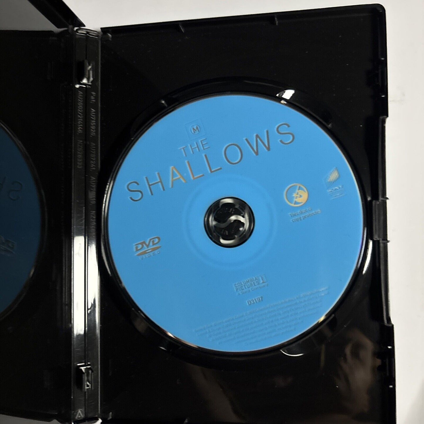 The Shallows (DVD, 2016) Blake Lively Region 4 &2