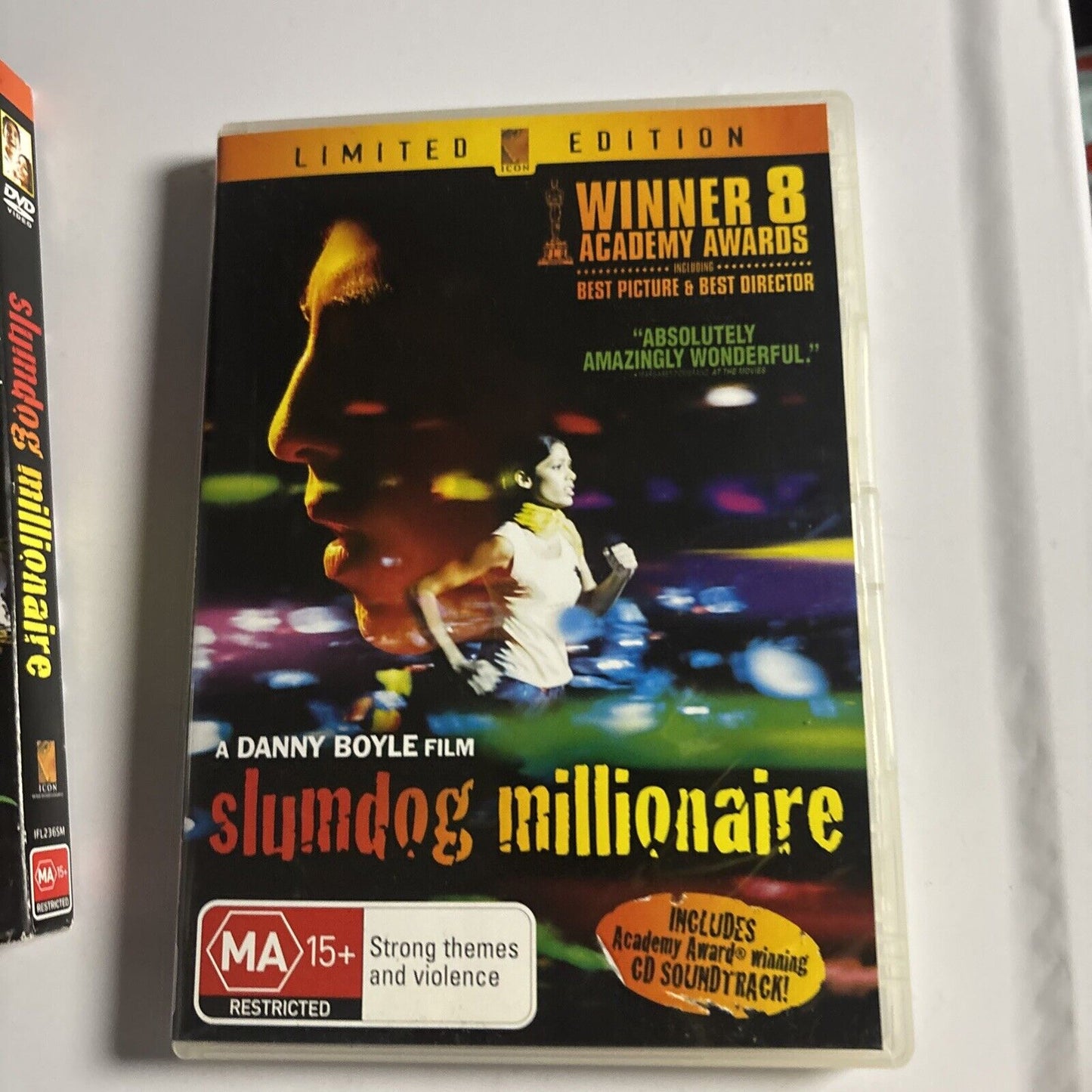 Slumdog Millionaire (Limited Edition, DVD + CD Soundtrack, 2008) Region 4