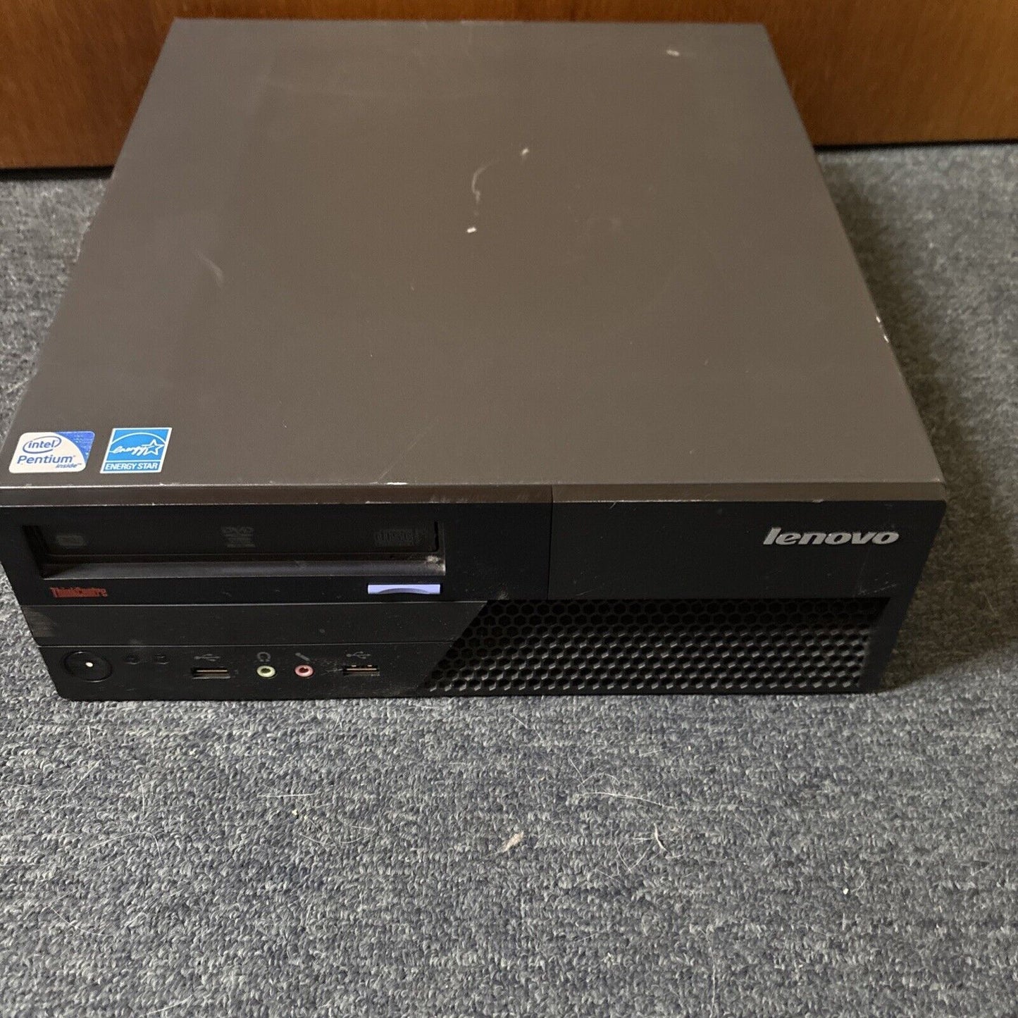 Lenovo ThinkCentre 7506 RU9 Pentium E5300 2GB RAM 250GB DVD Win 7