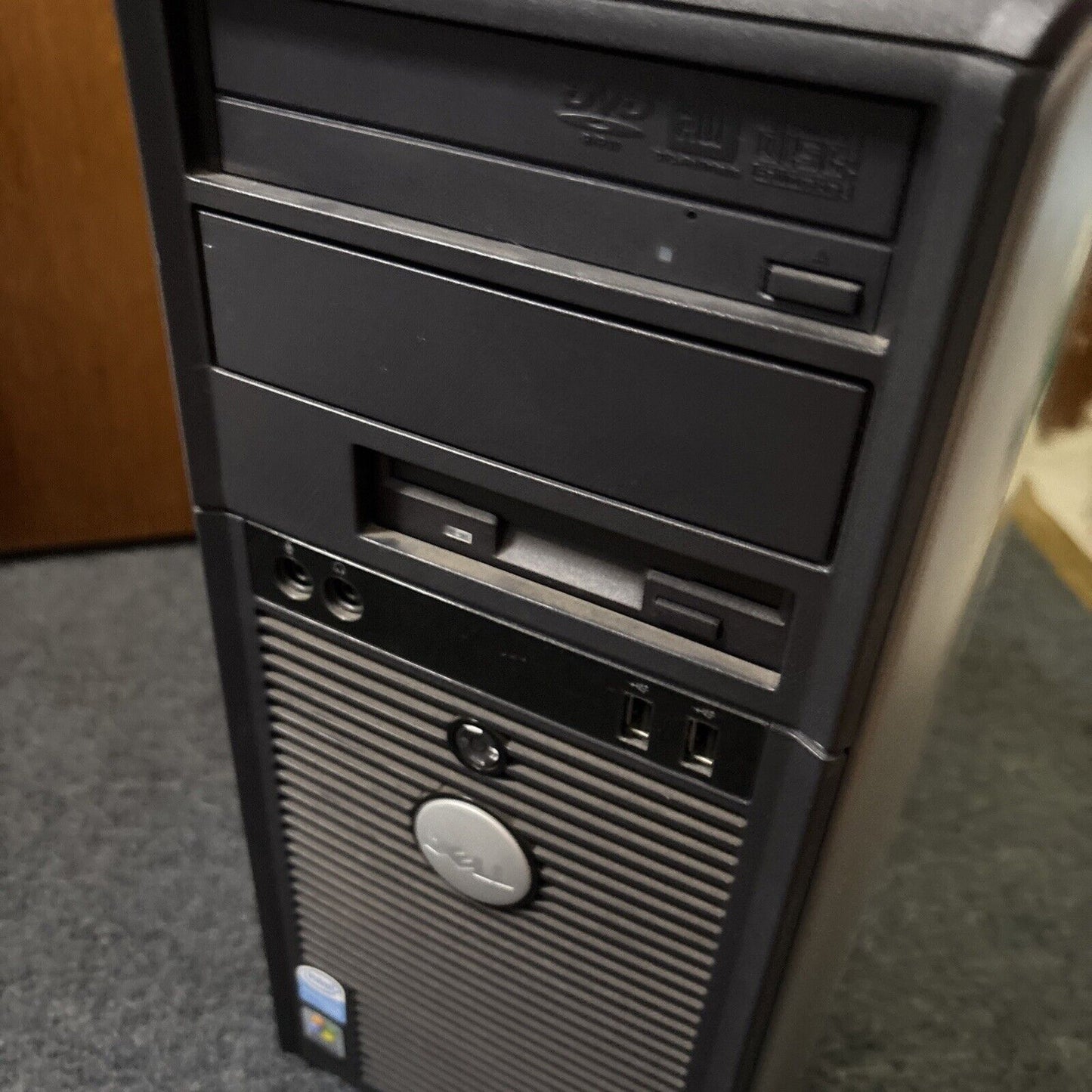 Dell Optiplex GX620 Intel Pentium 1.5 GB RAM 80gb HDD DVD Drive Windows 7