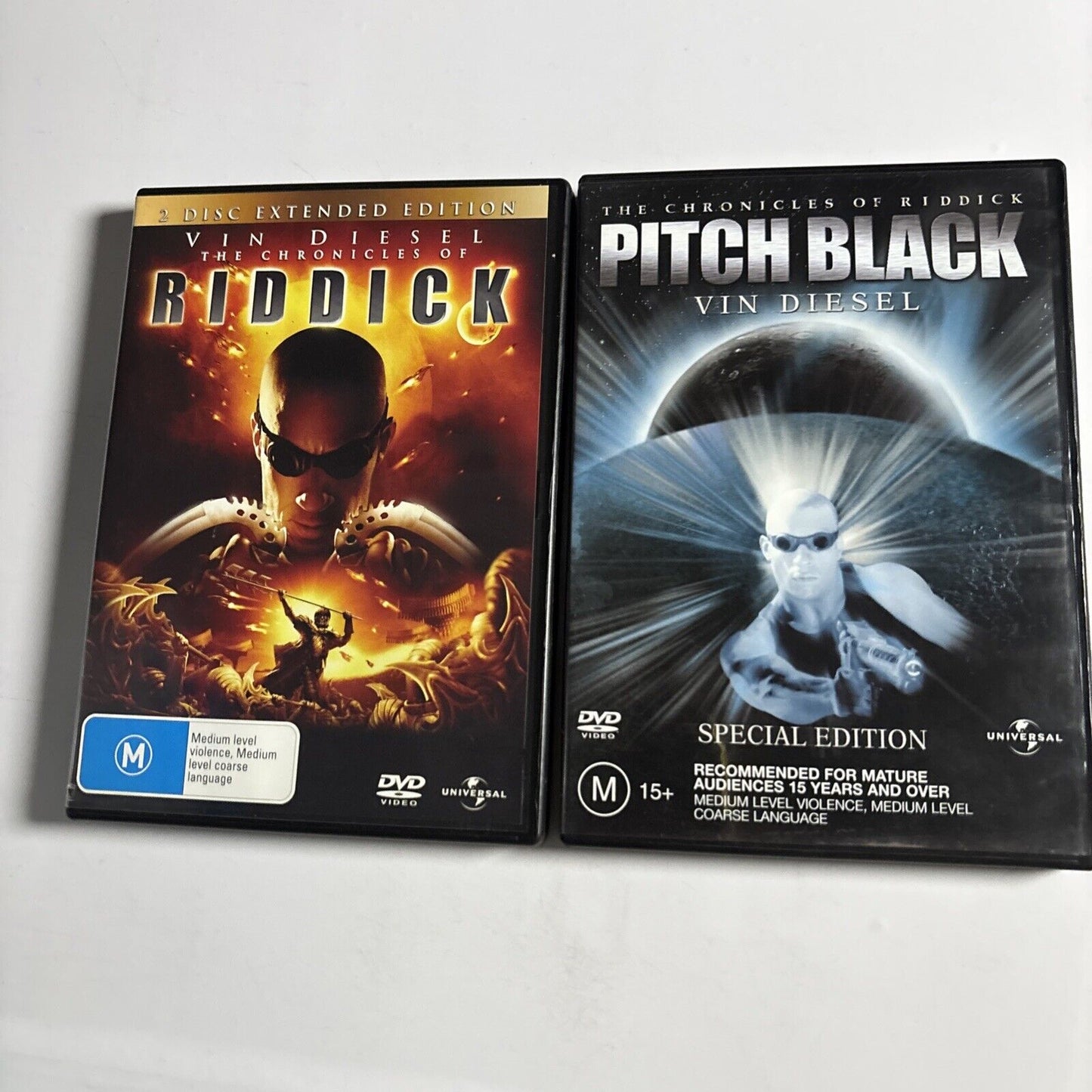 Pitch Black / The Chronicles Of Riddick (DVD, 2-Disc) Vin Diesel Region 4 &2 NEW