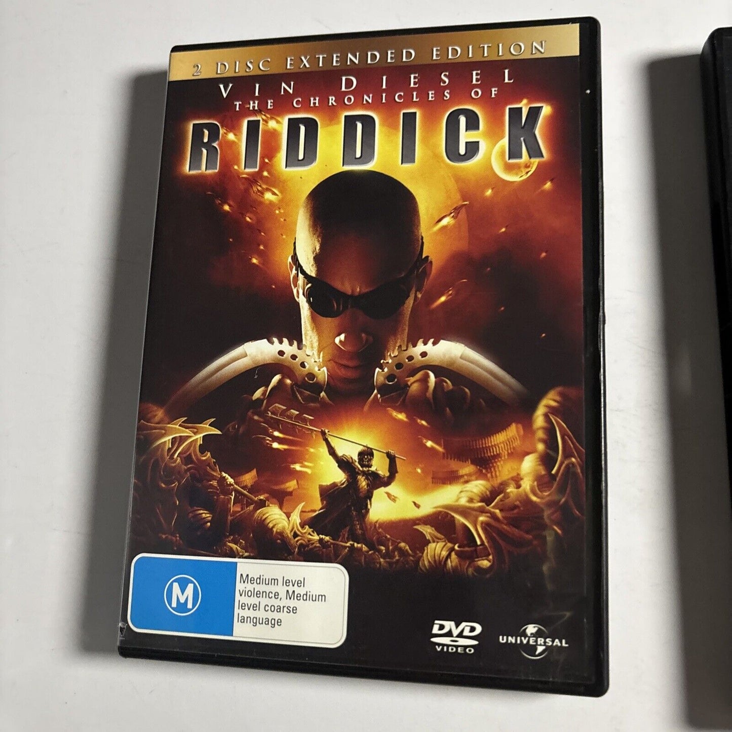 Pitch Black / The Chronicles Of Riddick (DVD, 2-Disc) Vin Diesel Region 4 &2 NEW