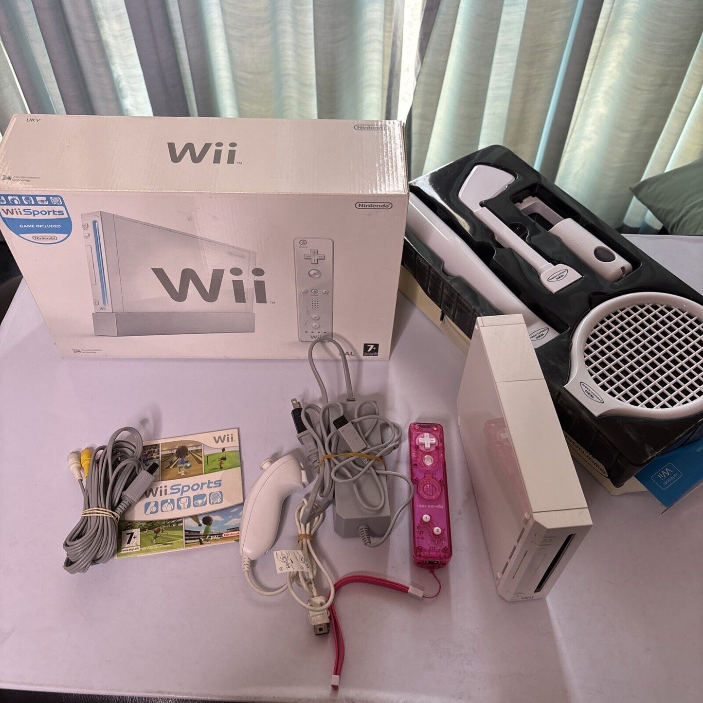 Nintendo Wii Console & Wii Sports Game + Accessories PAL