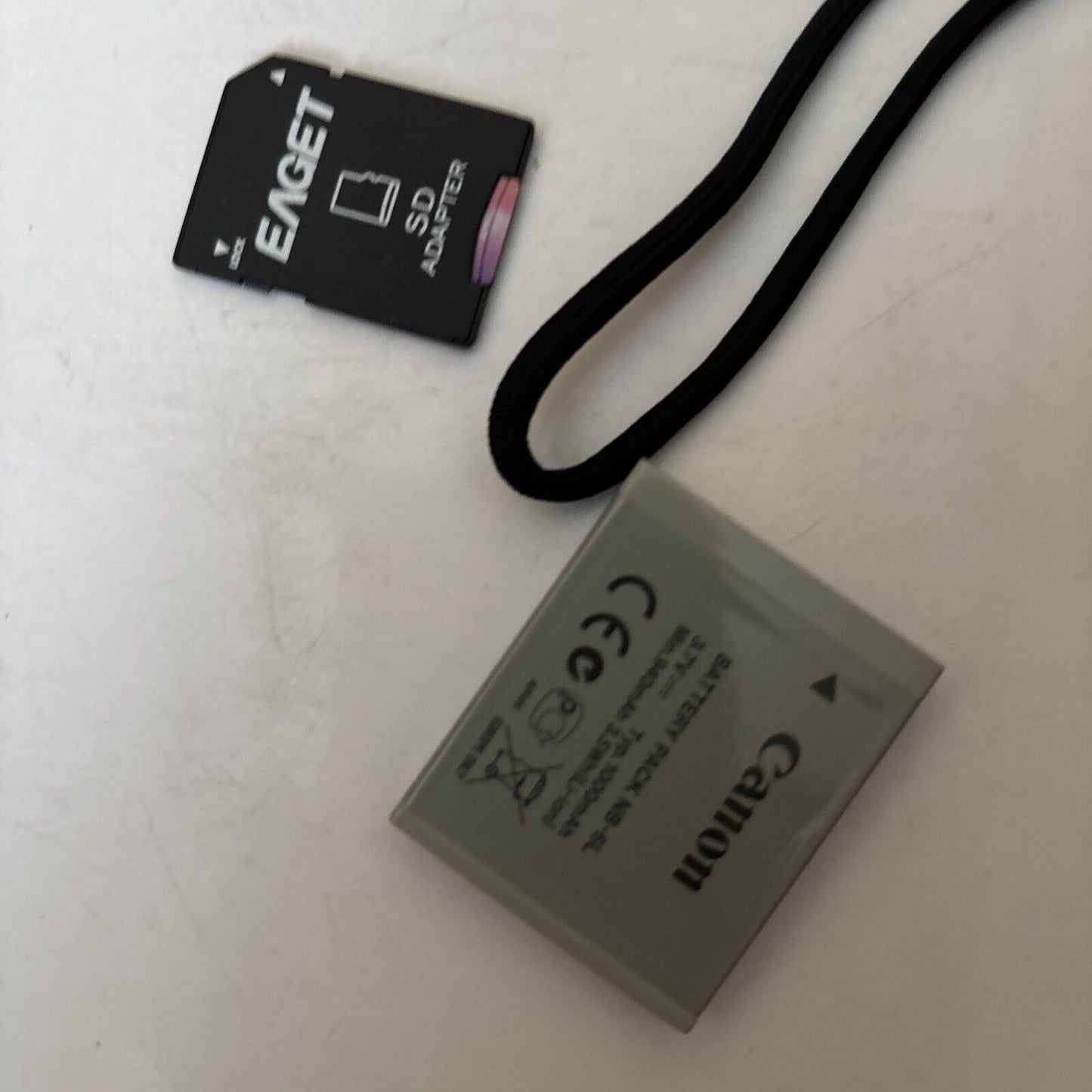 Canon IXUS 105 PowerShot Digital Camera 12.1 MP 128mb SD Card