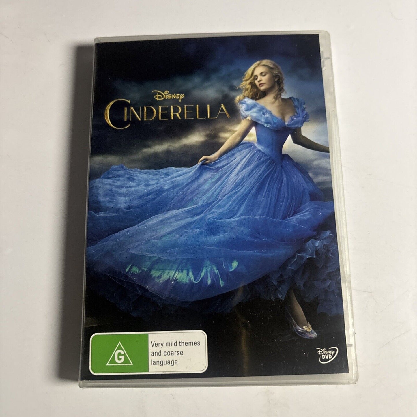 Cinderella (DVD, 2015) Cate Blanchett, Lily James  Region 4