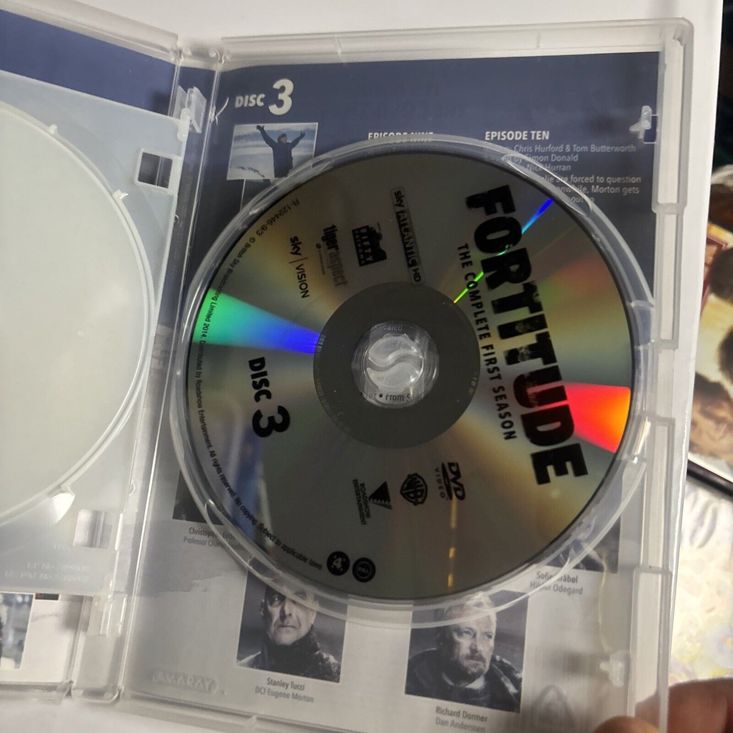 Fortitude : Season 1 (DVD, 2015, 3-Disc) Stanley Tucci, Dennis Quaid Region 4