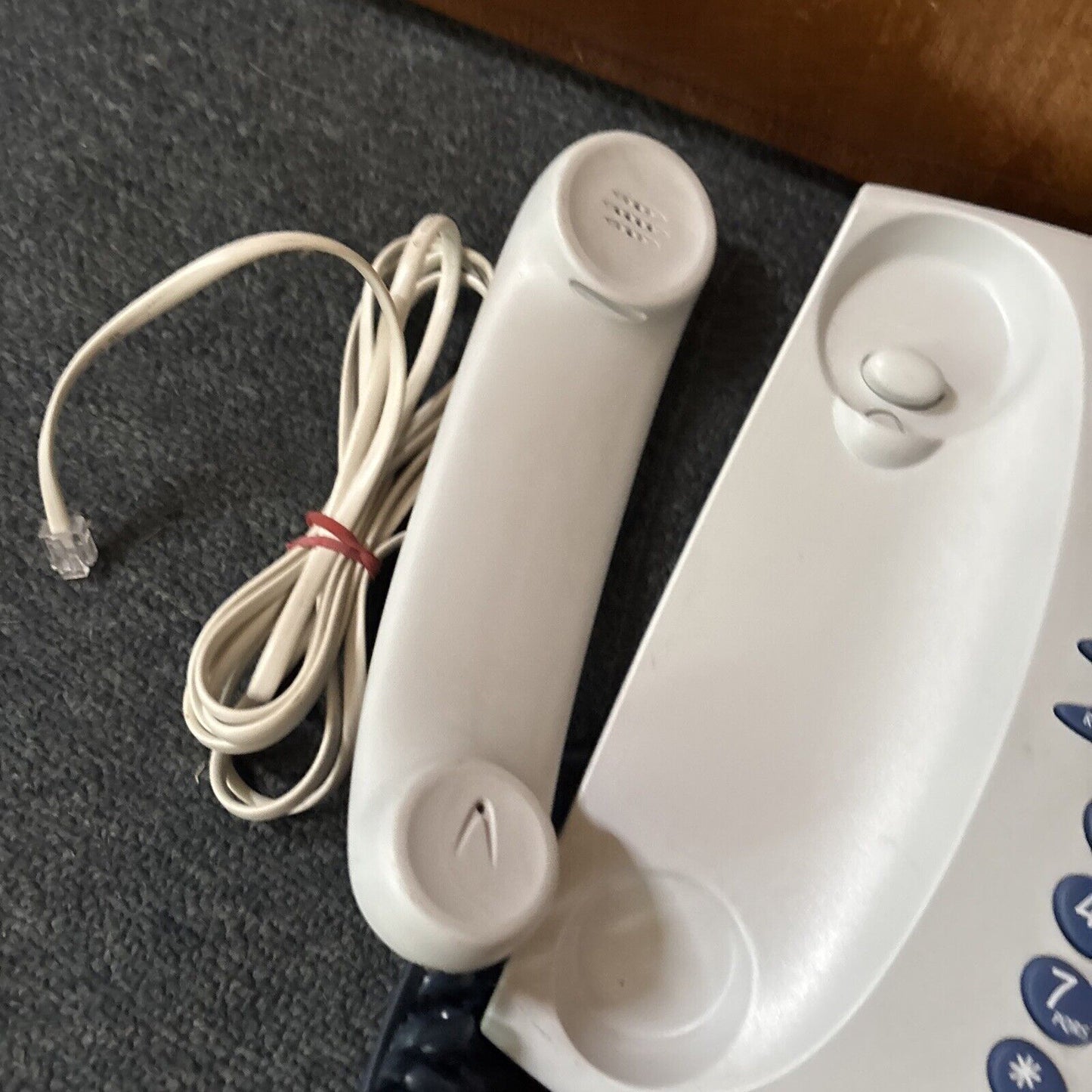 Telstra T1000S Corded Landline Telephone