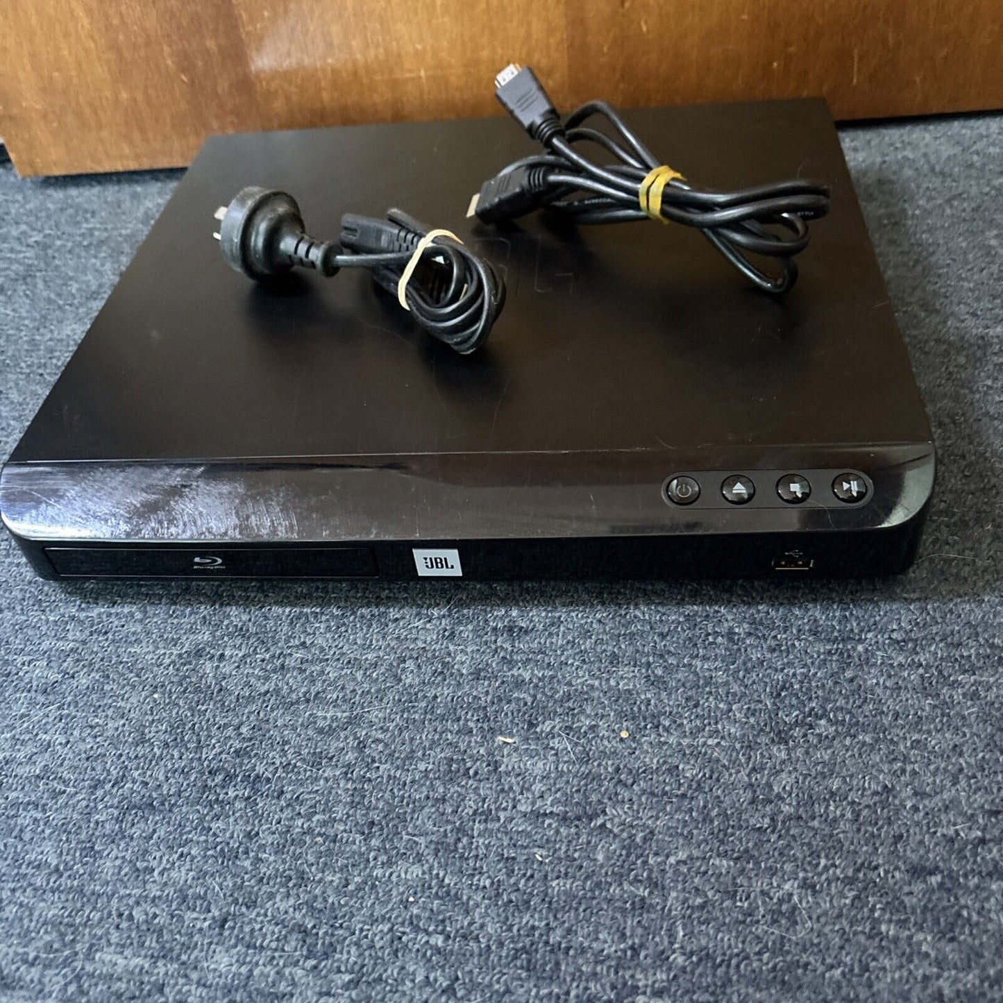 JBL Cinema Bluray 3D DVD Player BD100 *No Remote Control* Region B & 4