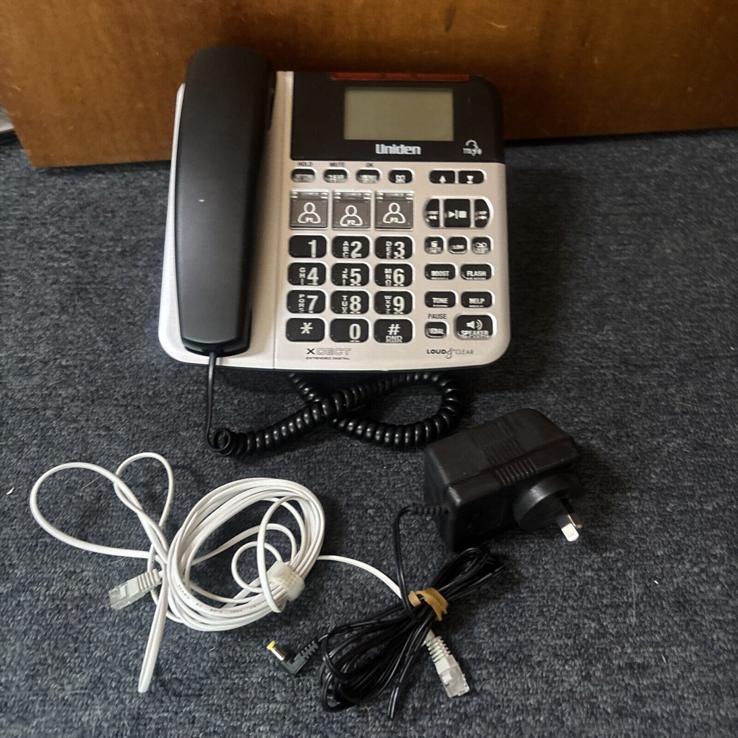 Uniden Loud And Clear Landline Phone SSE47