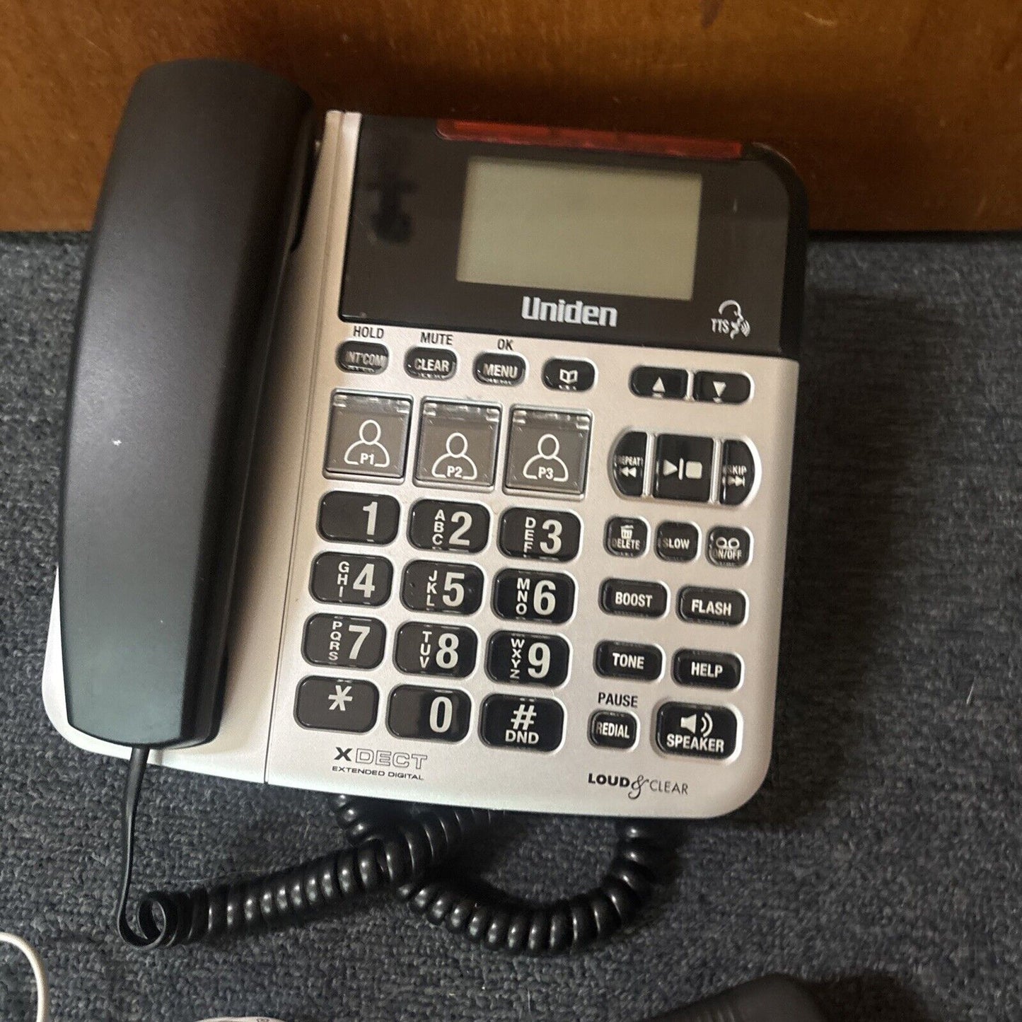 Uniden Loud And Clear Landline Phone SSE47