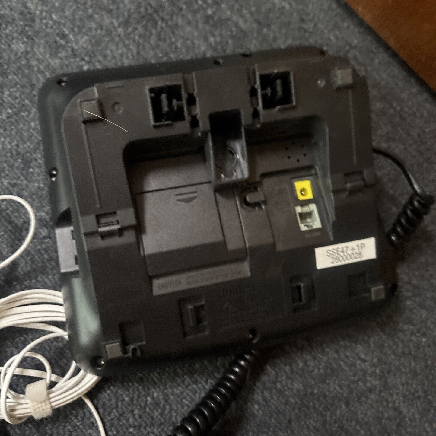 Uniden Loud And Clear Landline Phone SSE47