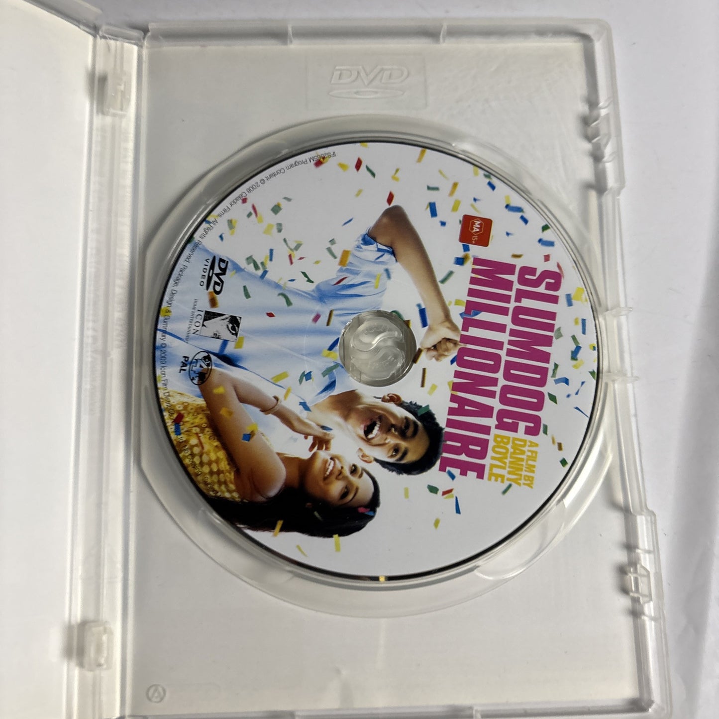 Slumdog Millionaire (DVD, 2008) Dev Patel Region 4