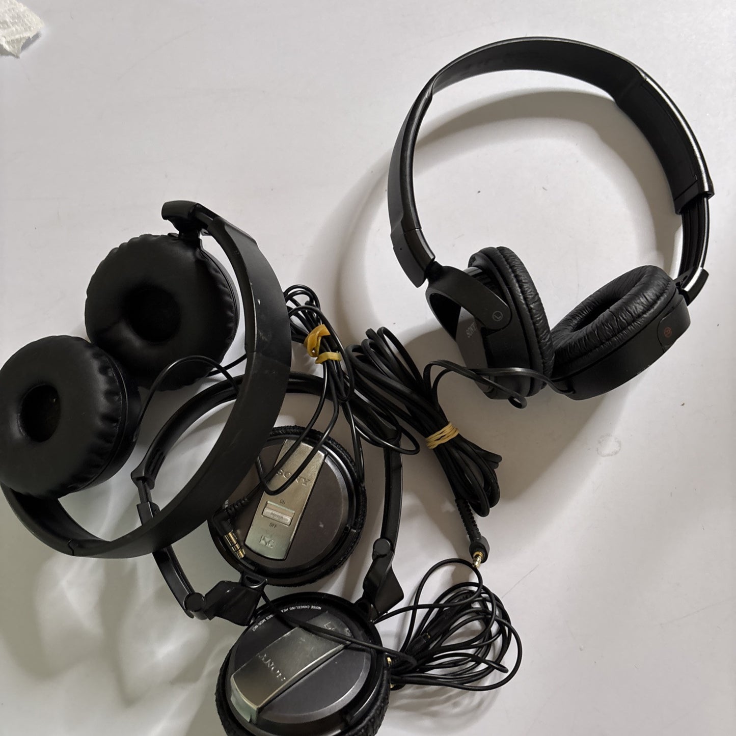 3x Sony Headphones: MDR-ZX110NC, MDR-NC7 Noise Cancelling & 3.5mm Standard