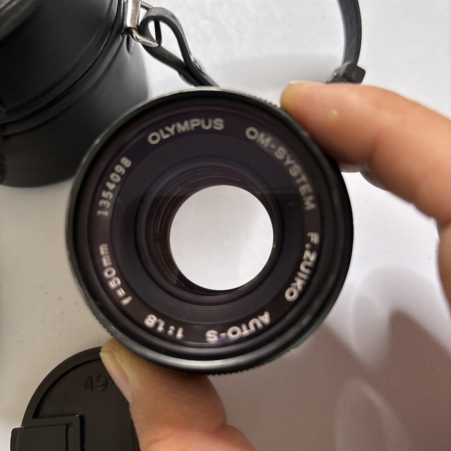 Olympus OM-System Lens F. Zuiko Auto-S 1:1.8 F=50mm 1354098