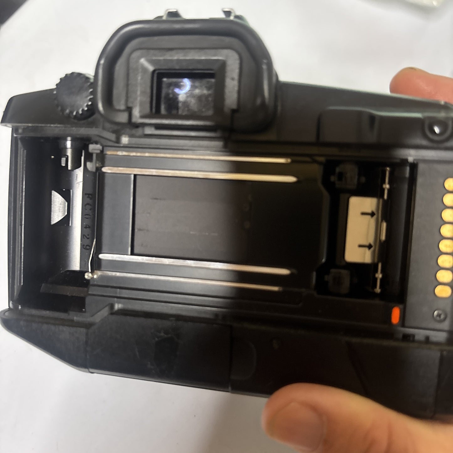 Canon EOS 650 SLR Film Camera & Canon Zoom Lens EF 35-70mm