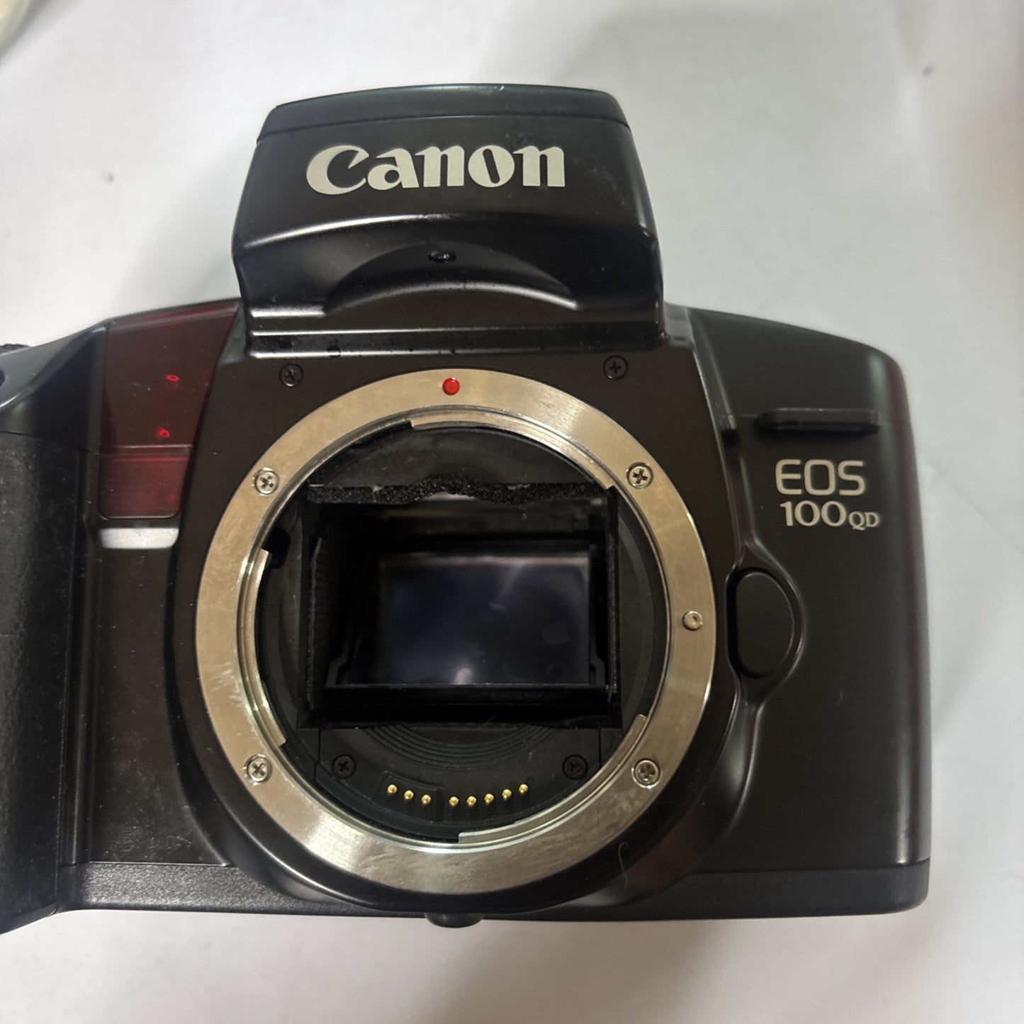 Canon EOS 100 QD SLR Camera *For Parts Or Repair Only*