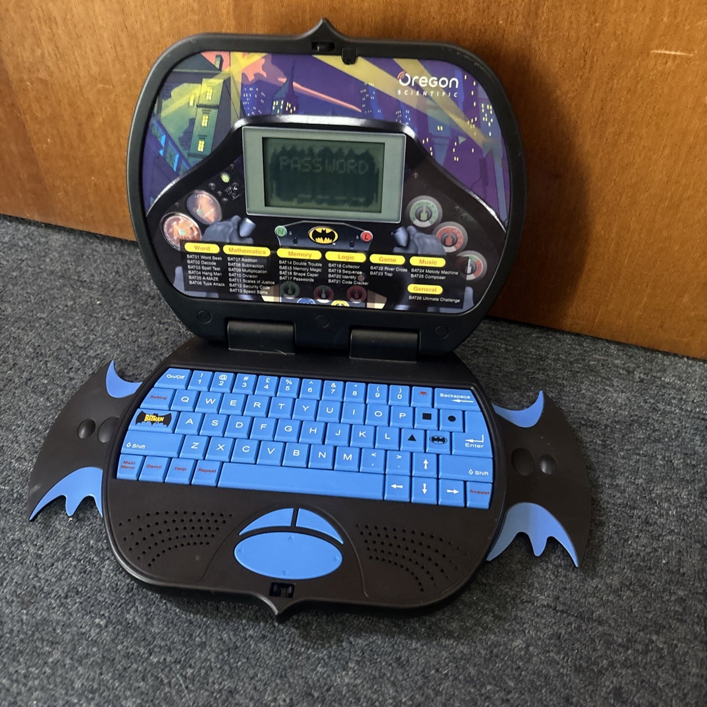 The Batman Oregon Scientific PowerWing Laptop