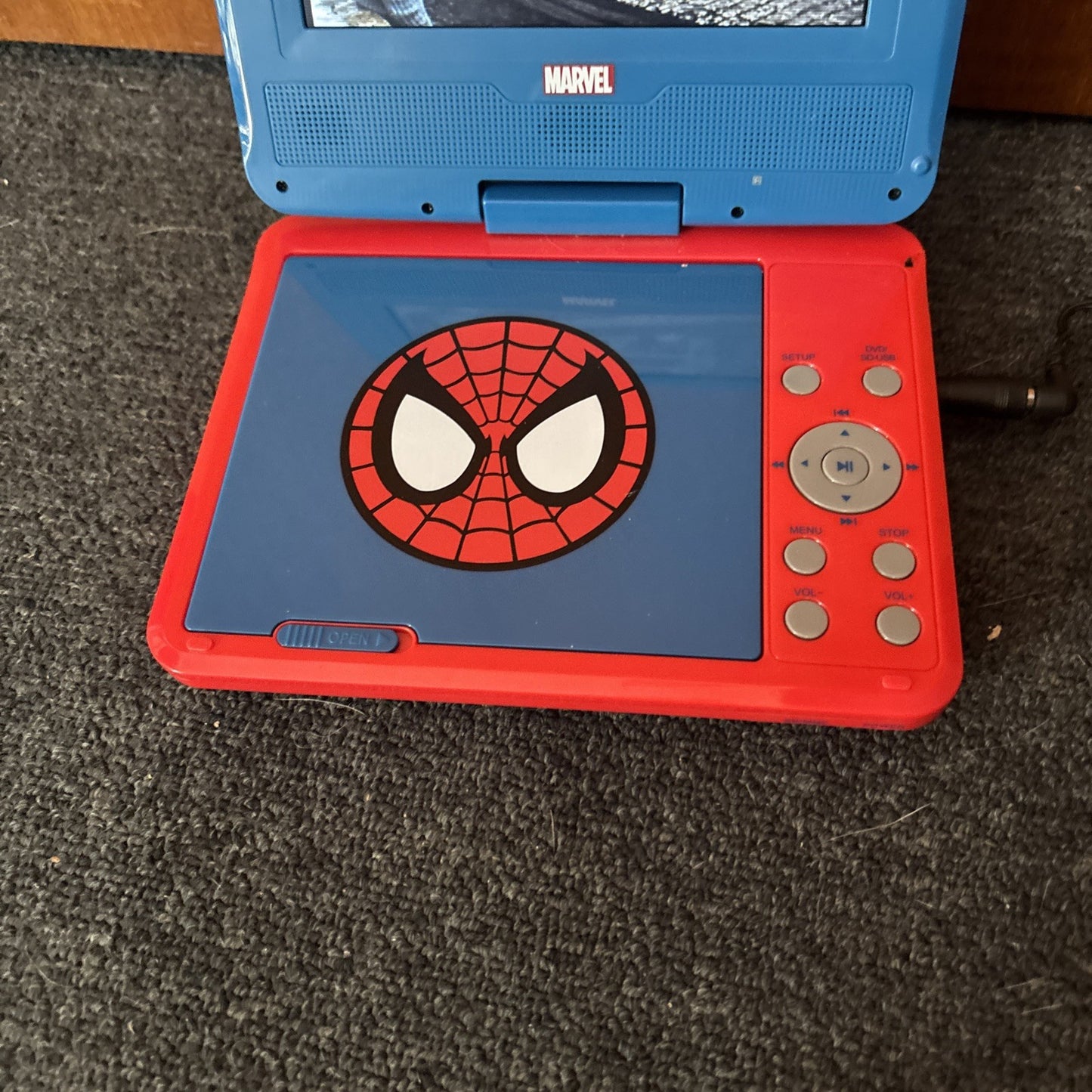 Marvel Spider-Man Portable 17.5cm DVD Player SM1 Region 4