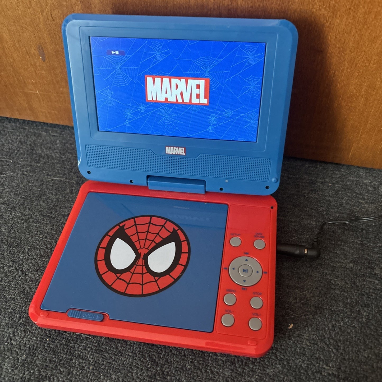 Marvel Spider-Man Portable 17.5cm DVD Player SM1 Region 4