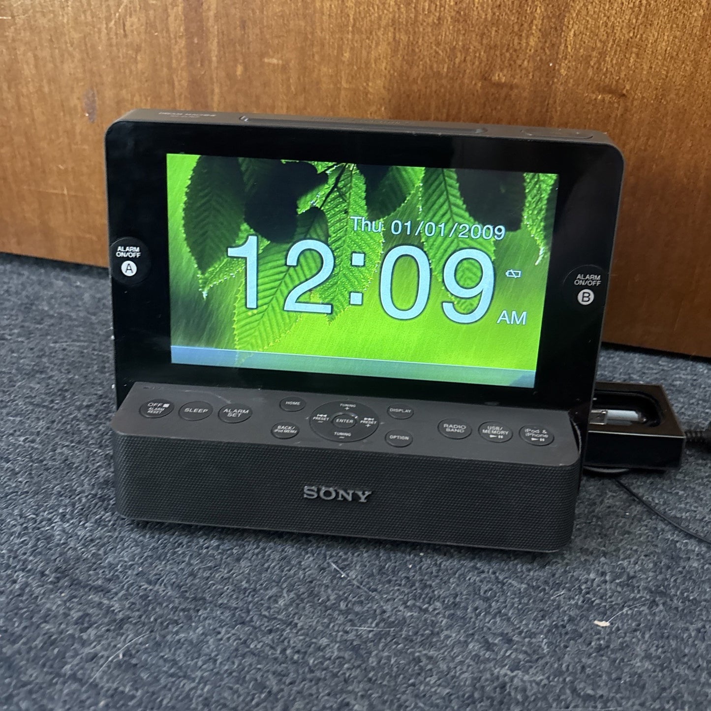Sony Dream Machine ICF-CL75iP Alarm Clock AM/FM Radio Display 30-Pin iPod Dock