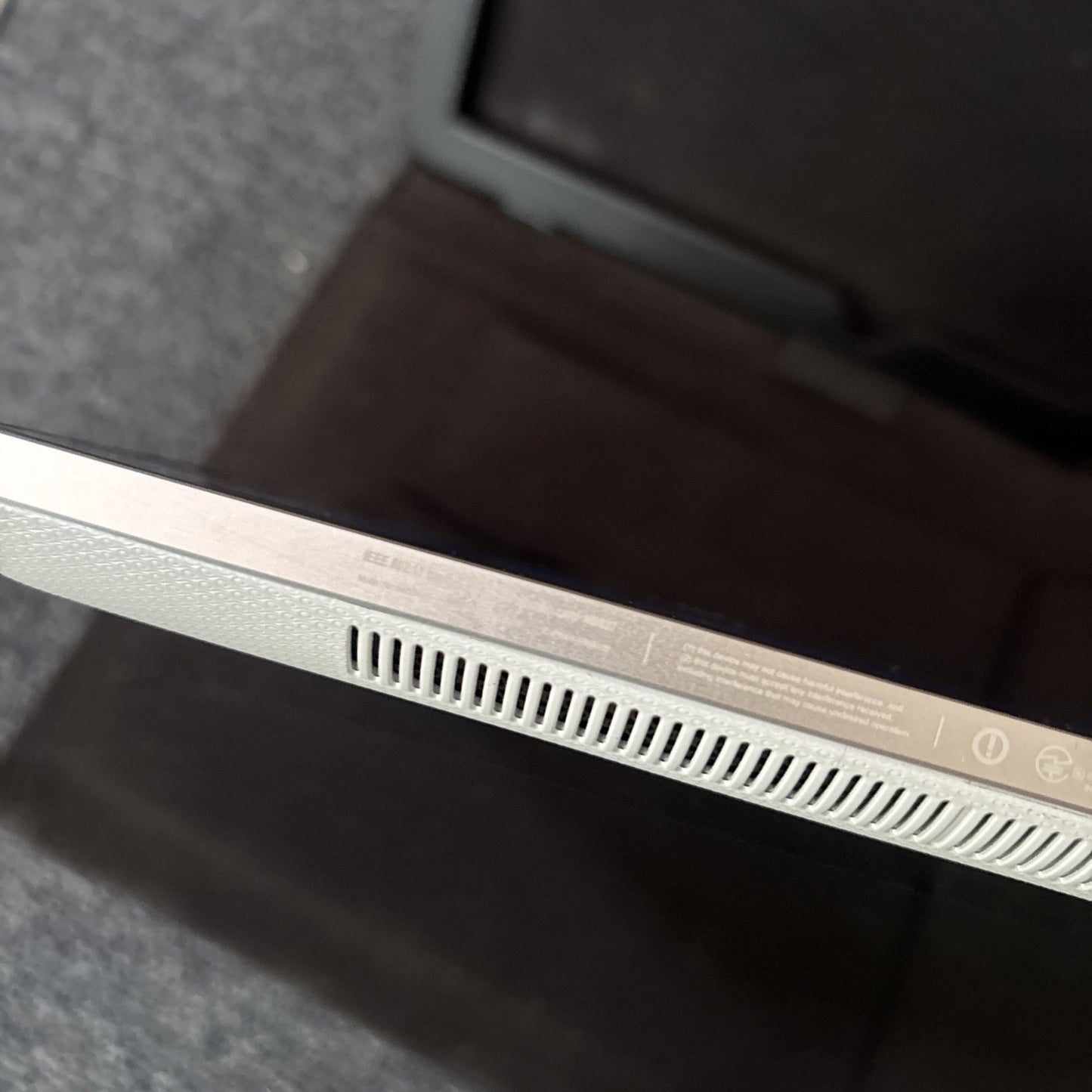 Asus Eee Slate EP121 Intel i5 Tablet Computer 4GB RAM 64GB SSD