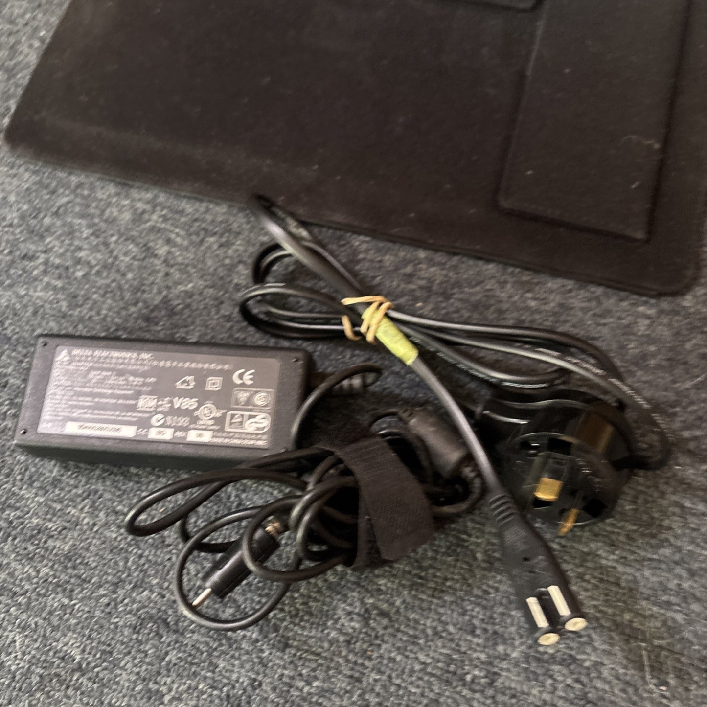 Asus Eee Slate EP121 Intel i5 Tablet Computer 4GB RAM 64GB SSD