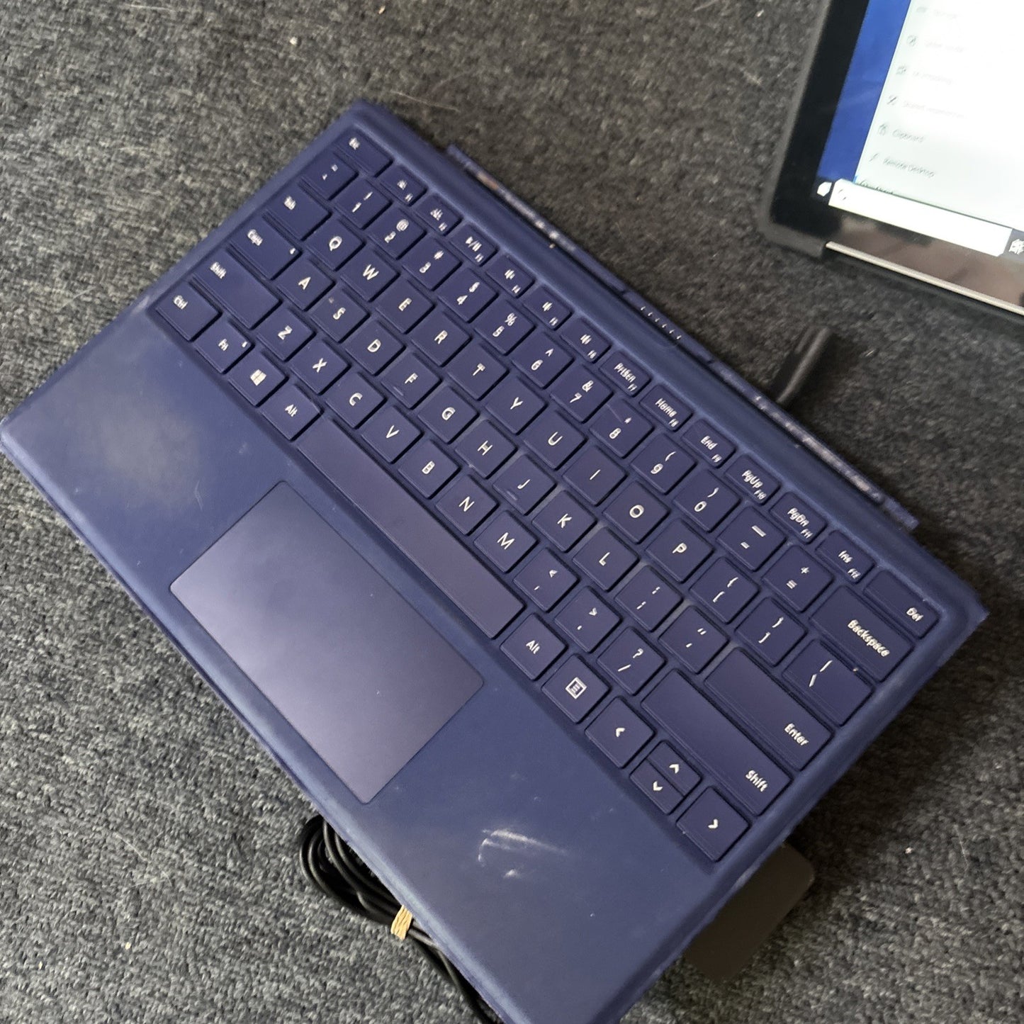 Microsoft Surface Pro 4 i5-6300U 4GB RAM Keyboard Trackpad 128GB SSD