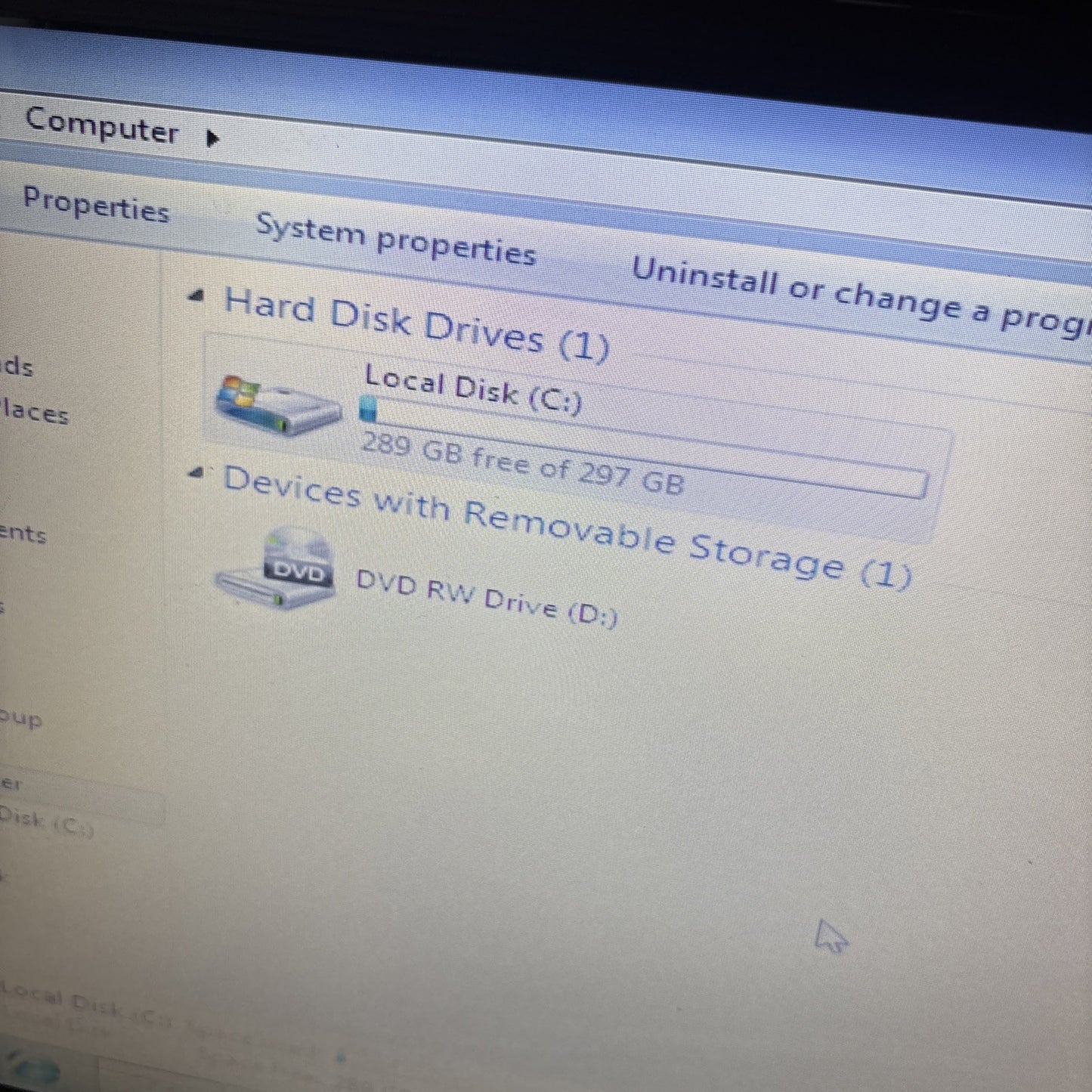 Toshiba Satellite C640 Laptop 300GB HDD 2GB RAM DVD Win 7