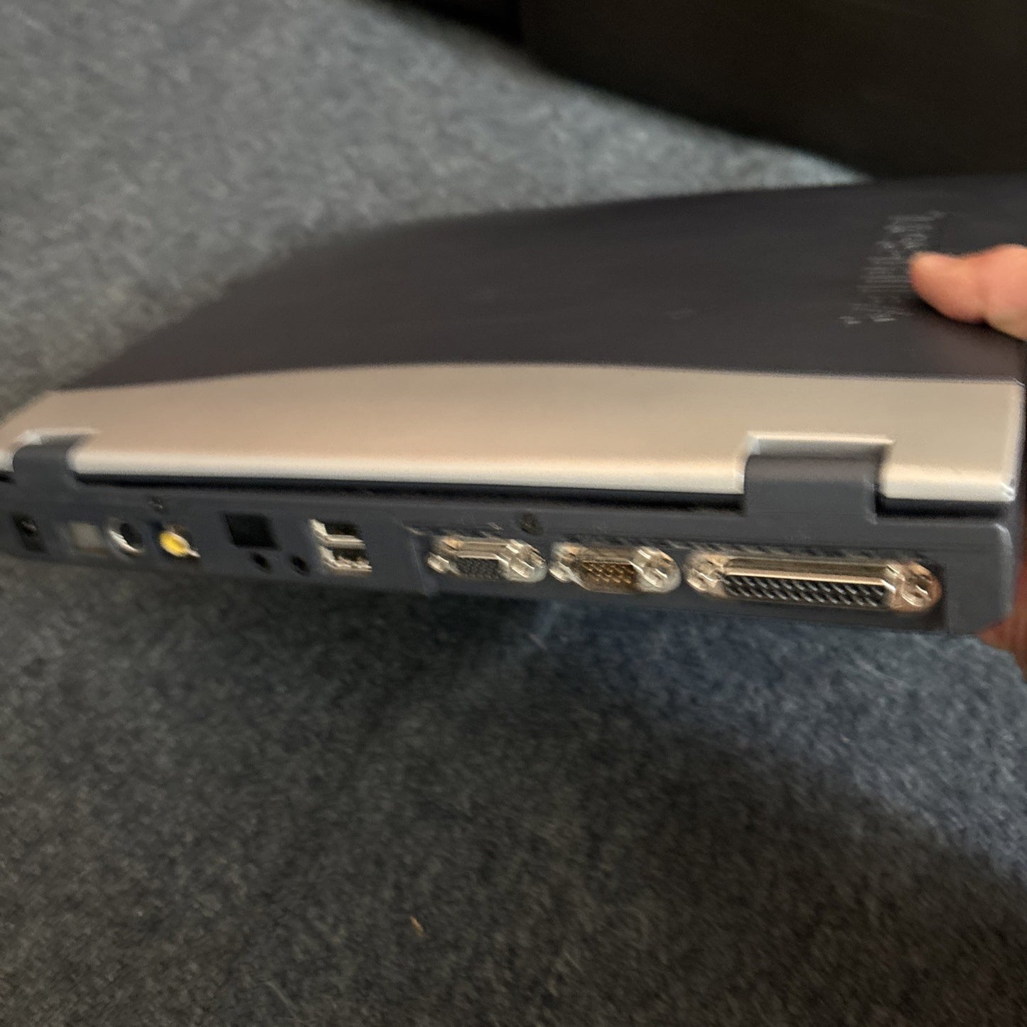 Toshiba 1800 Satellite CDROM 184mb RAM 9.35GB HDD 3.5" Floppy*Needs New Battery*