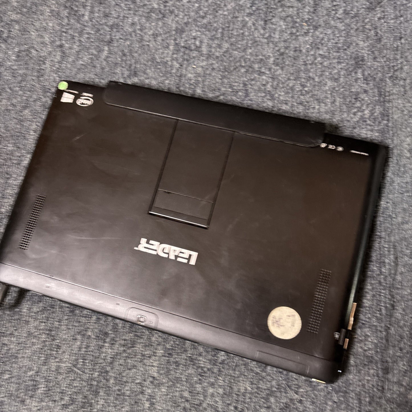 Leader W450D Intel i5 Touchscreen Laptop 232GB SDD 8gb RAM *Requires New Battery