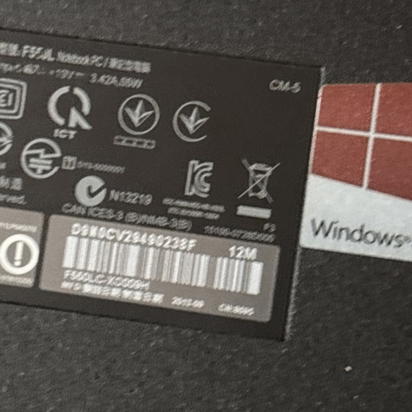 Asus SonicMaster F550LC-X009H Laptop 700GB HDD 4GB RAM DVD Drive