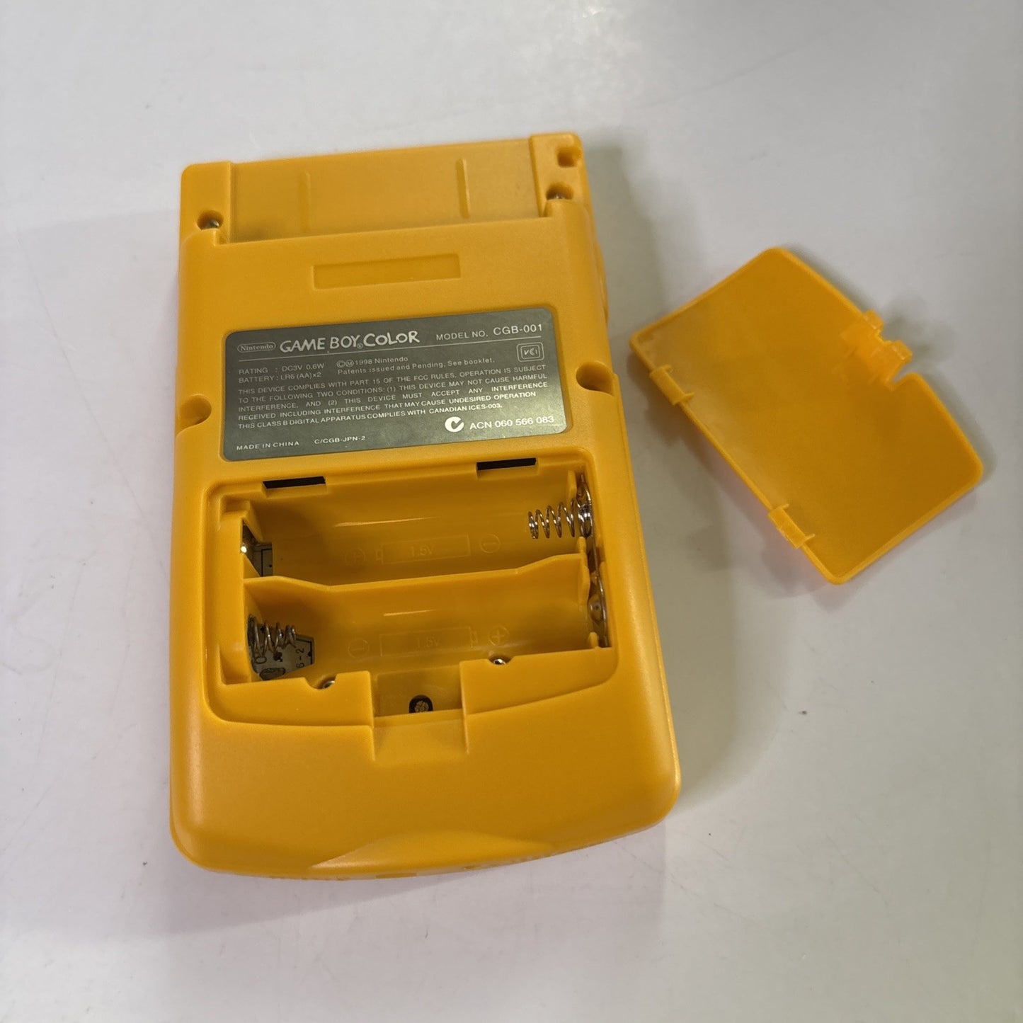 Nintendo Gameboy Colour *New Backlit IPS Screen* CGB-001 Yellow CGB-001