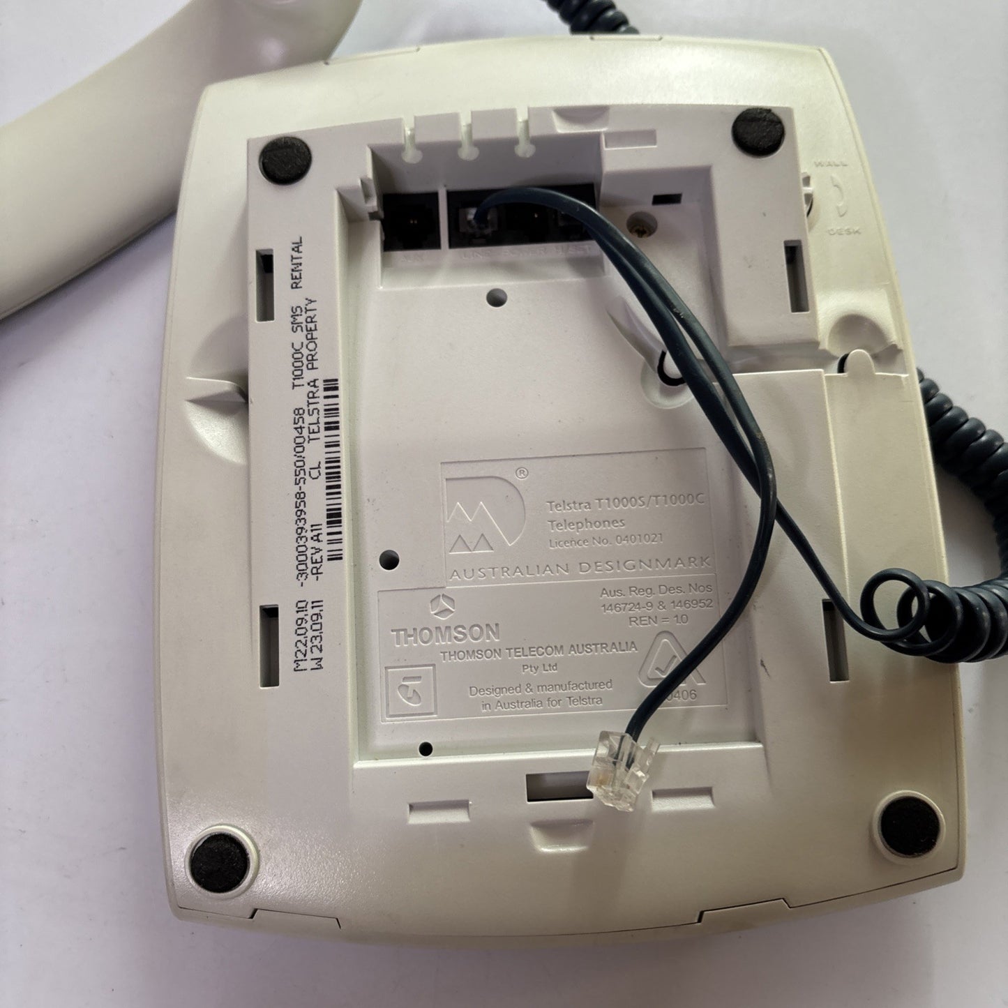 Telstra T1000C Corded Landline Telephone NBN Compatible Australia