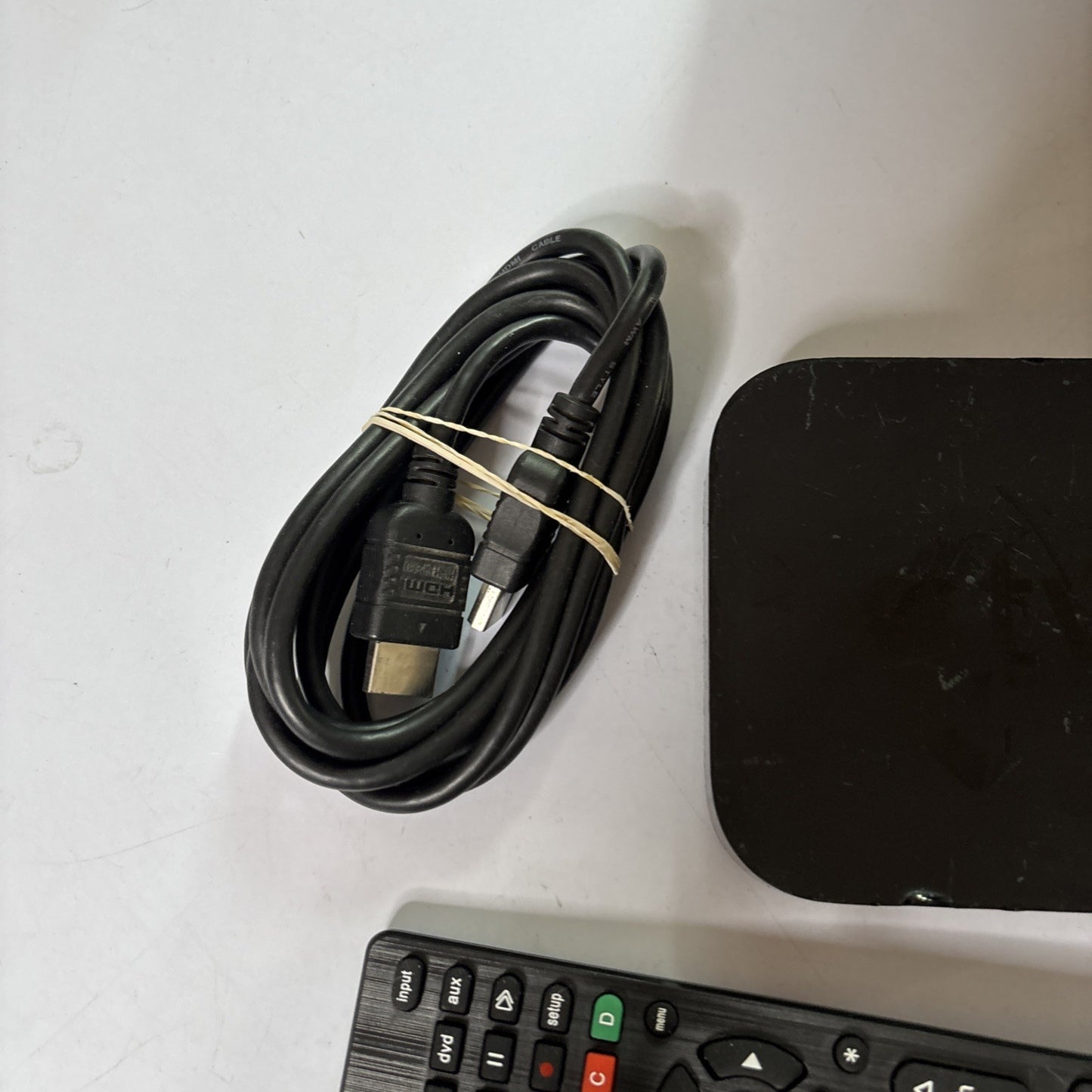 Apple TV (2nd Generation) Media Streamer AirPlay Black A1378
