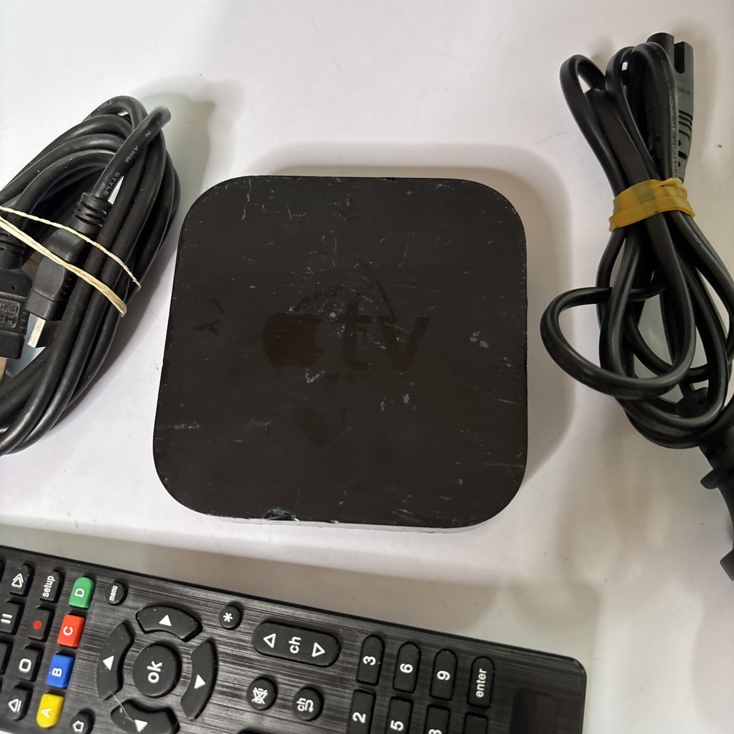 Apple TV (2nd Generation) Media Streamer AirPlay Black A1378