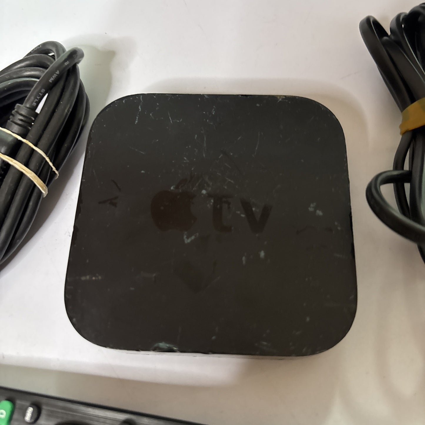 Apple TV (2nd Generation) Media Streamer AirPlay Black A1378