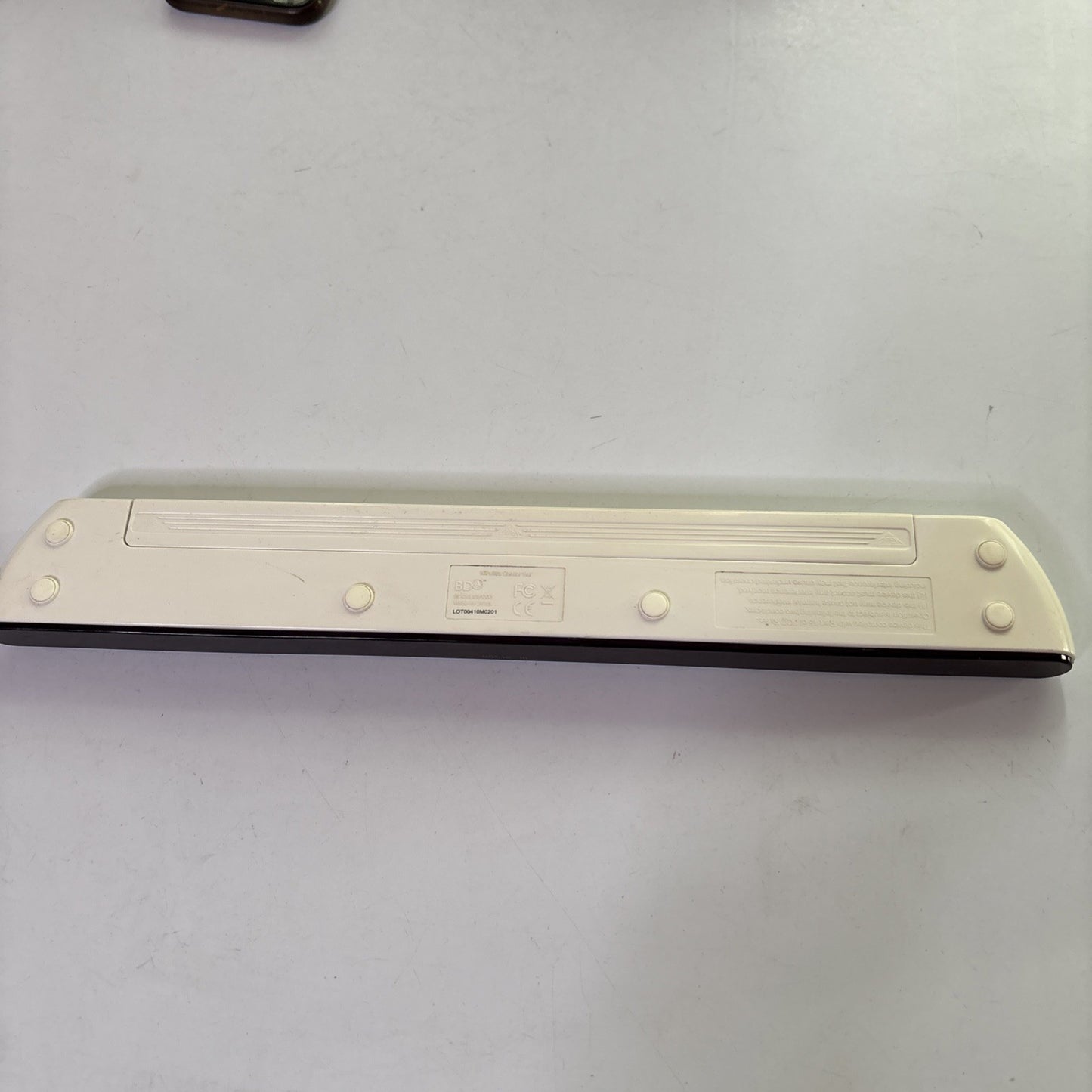 Wii Ultra Sensor Bar For Nintendo Wii Model 091002 *Wireless Battery Operated*