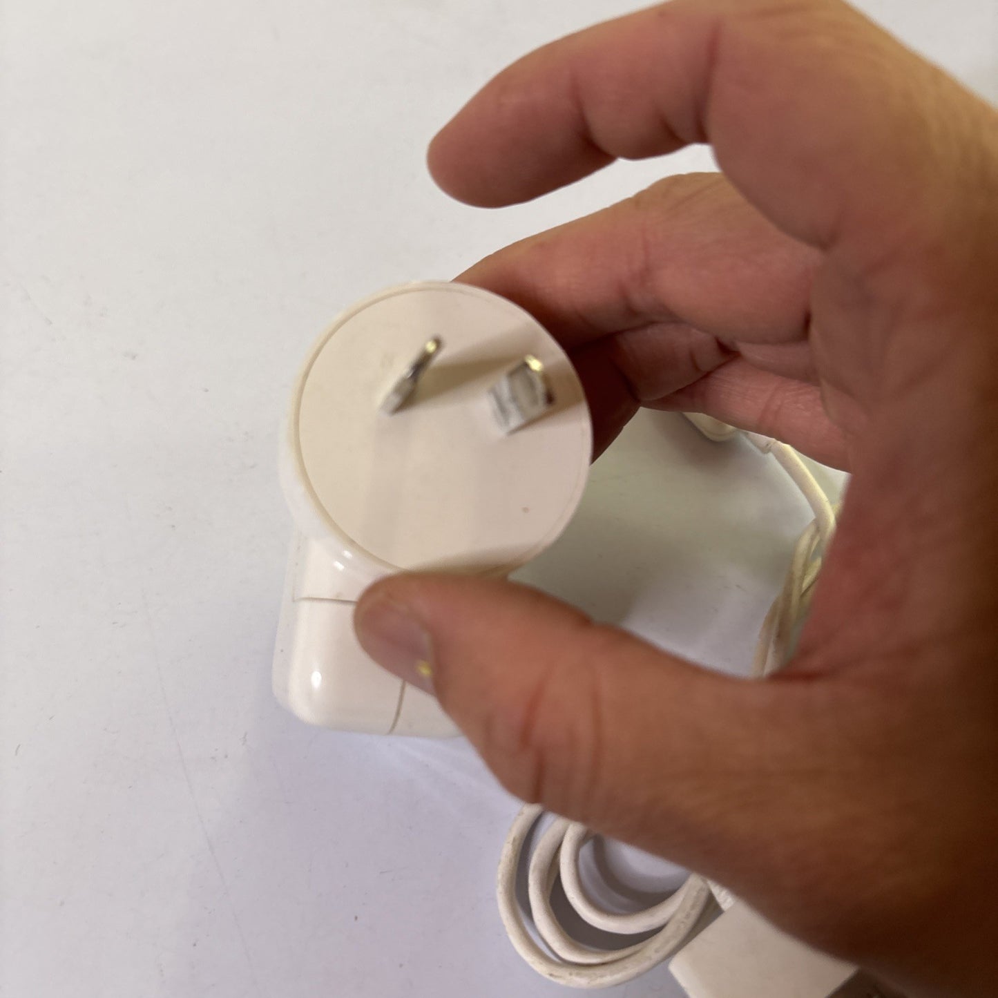 Genuine Apple iPod USB Power Supply Adapter A1205 With 30-Pin USB Cable