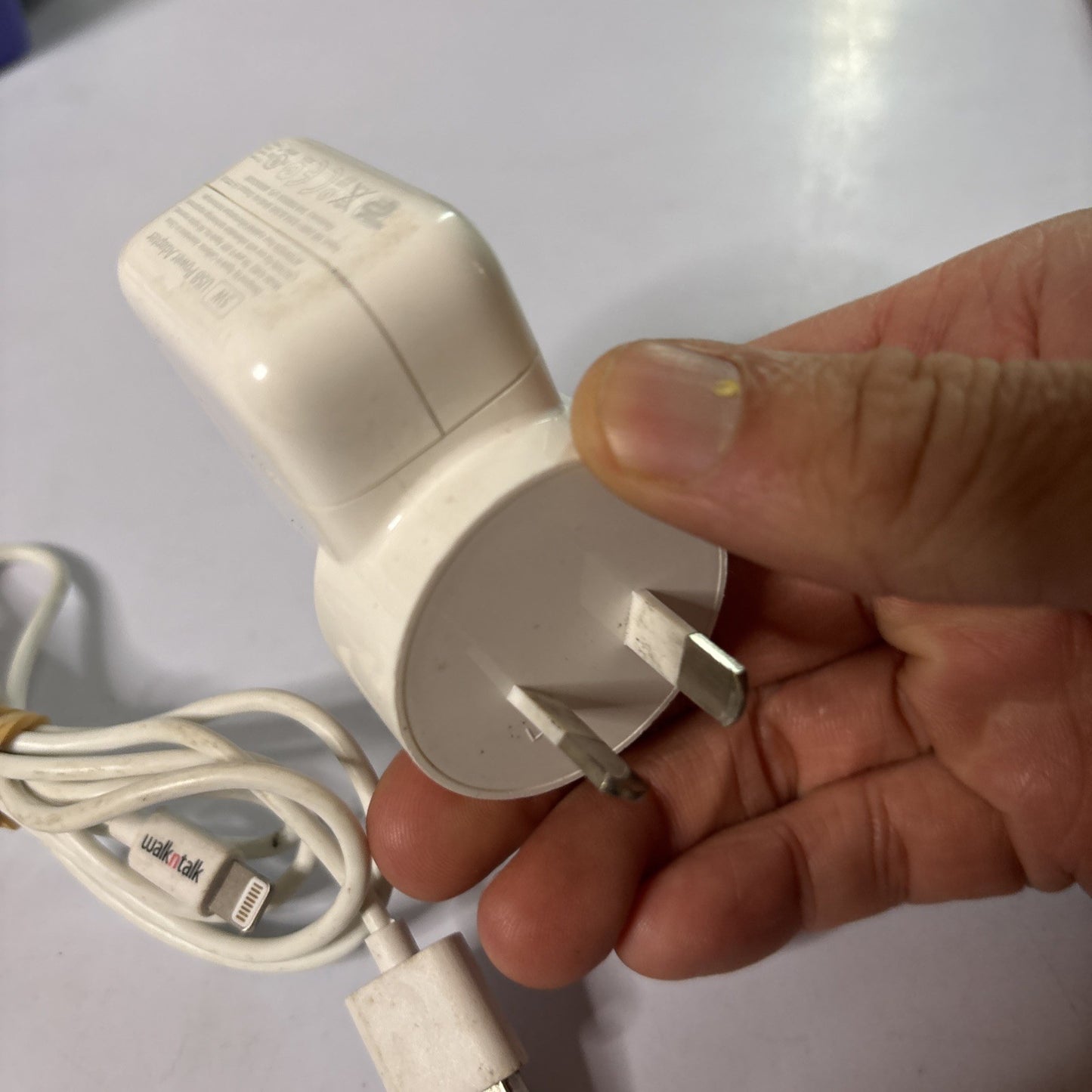 Genuine Apple USB Power Charger Adapter 5W A1402 With Lightning USB Cable