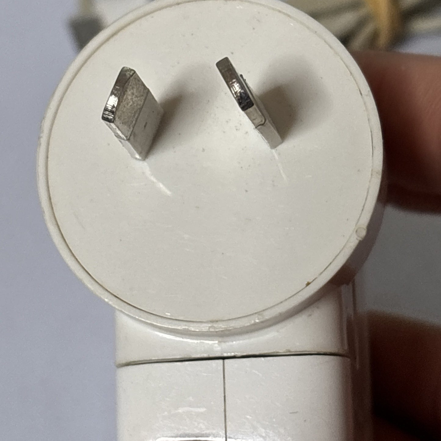 Genuine Apple USB Charger Power Adapter A1402 With 30-Pin USB Cable