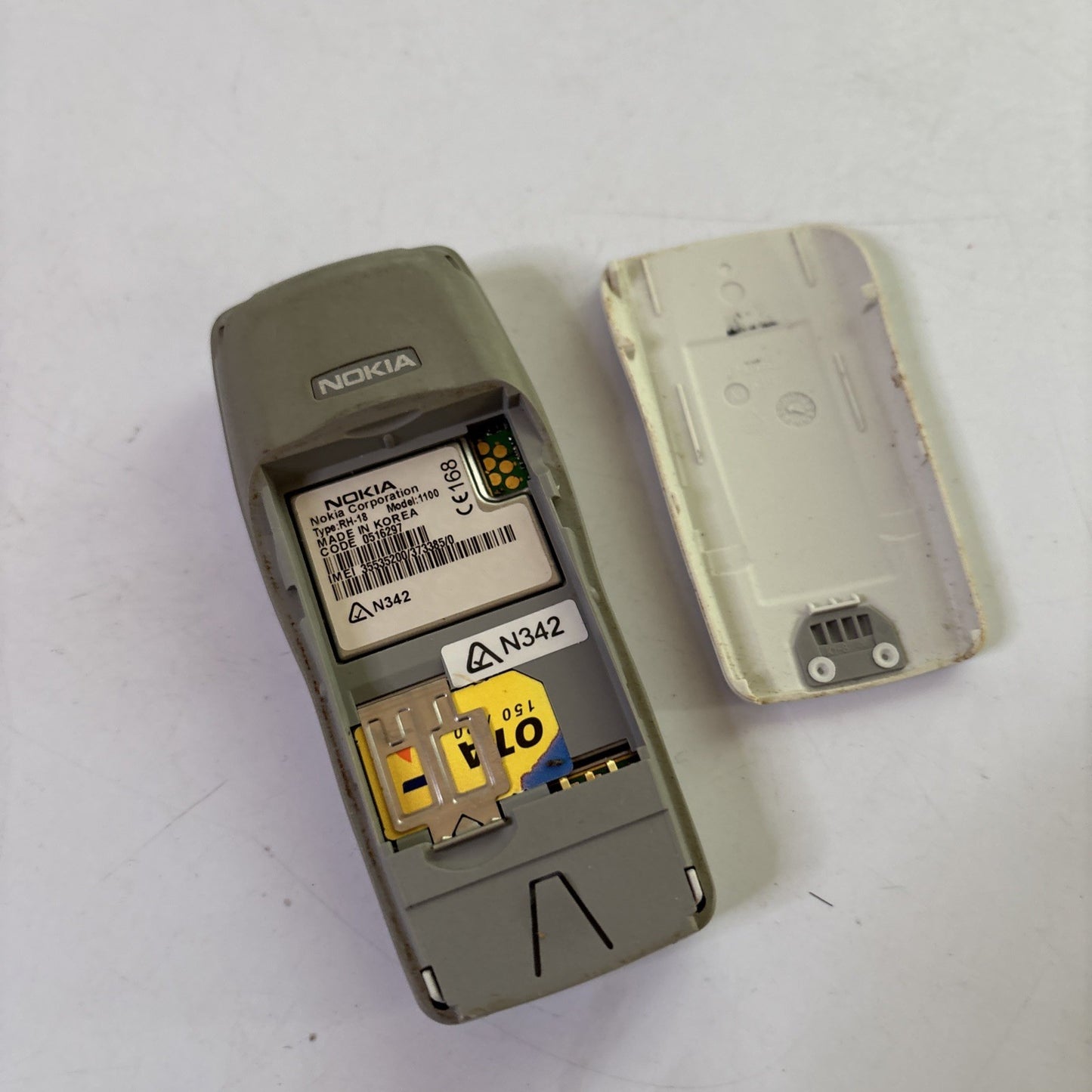 Nokia 1100 Mobile Phone *Untested - For Parts/Repair*