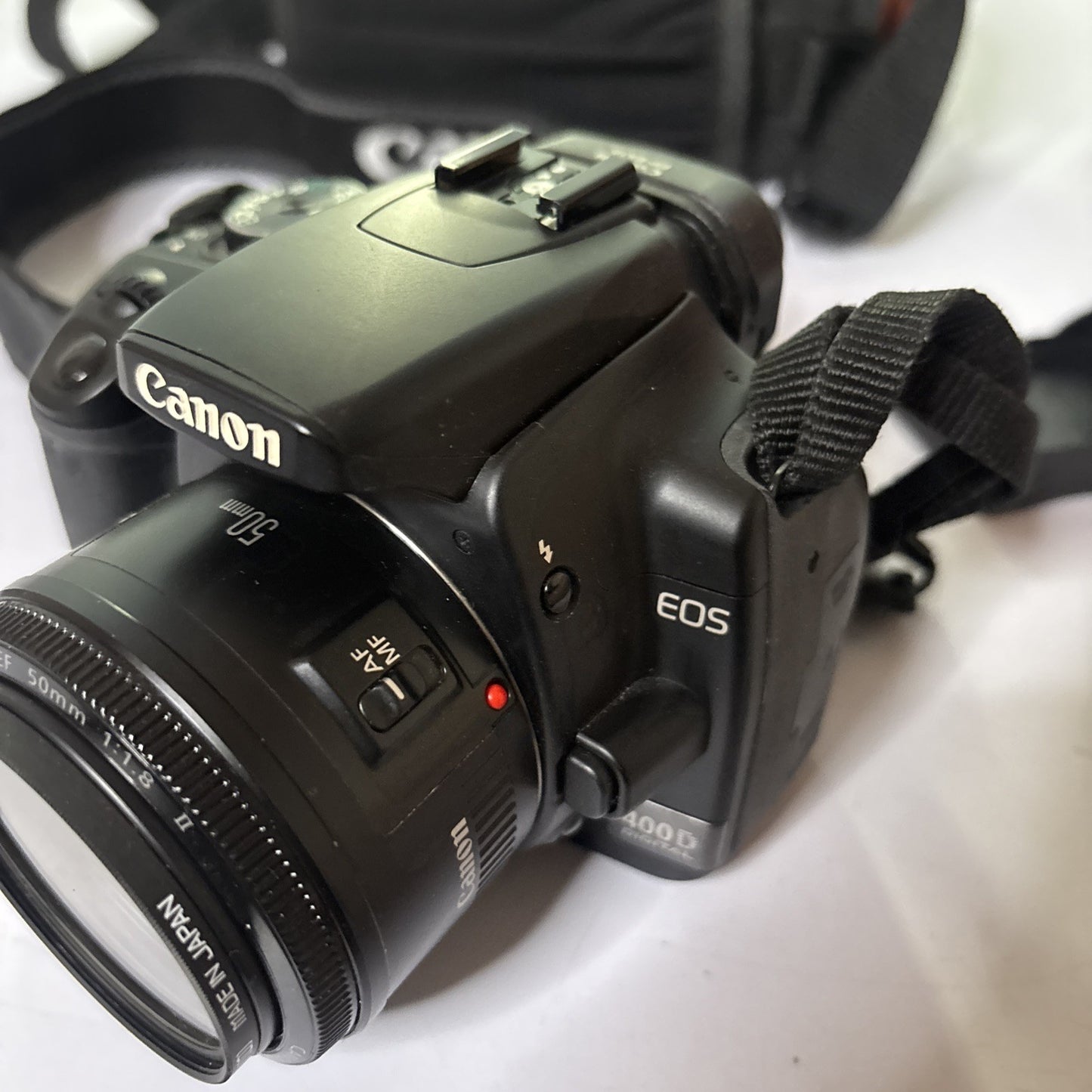 Canon EOS 400D Digital SLR Camera 10MP With 50mm Canon Lens & Carrying Case