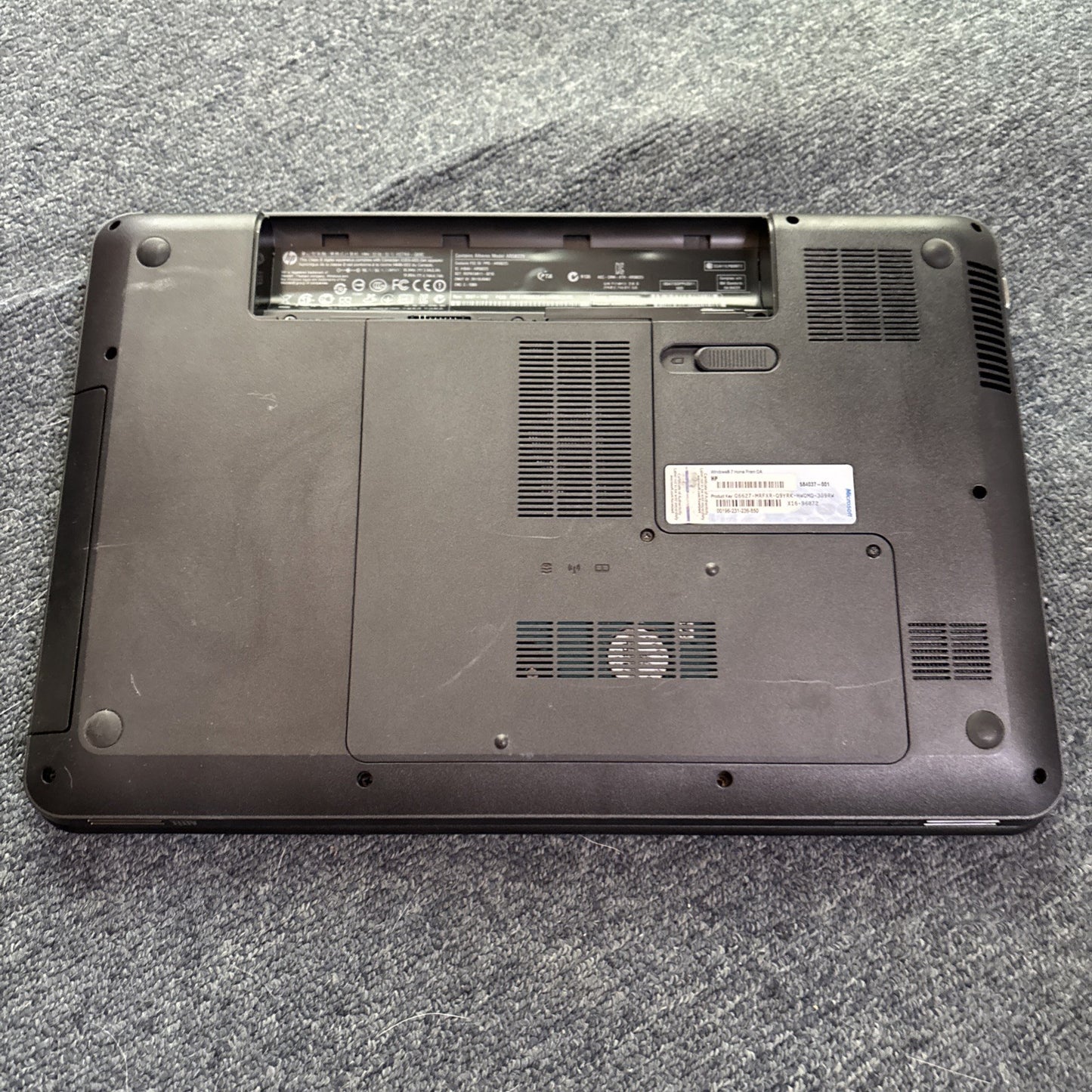 HP Pavilion G6 AMD-A4 4GB RAM 500gb HDD DVD *For Parts - Needs New Battery*