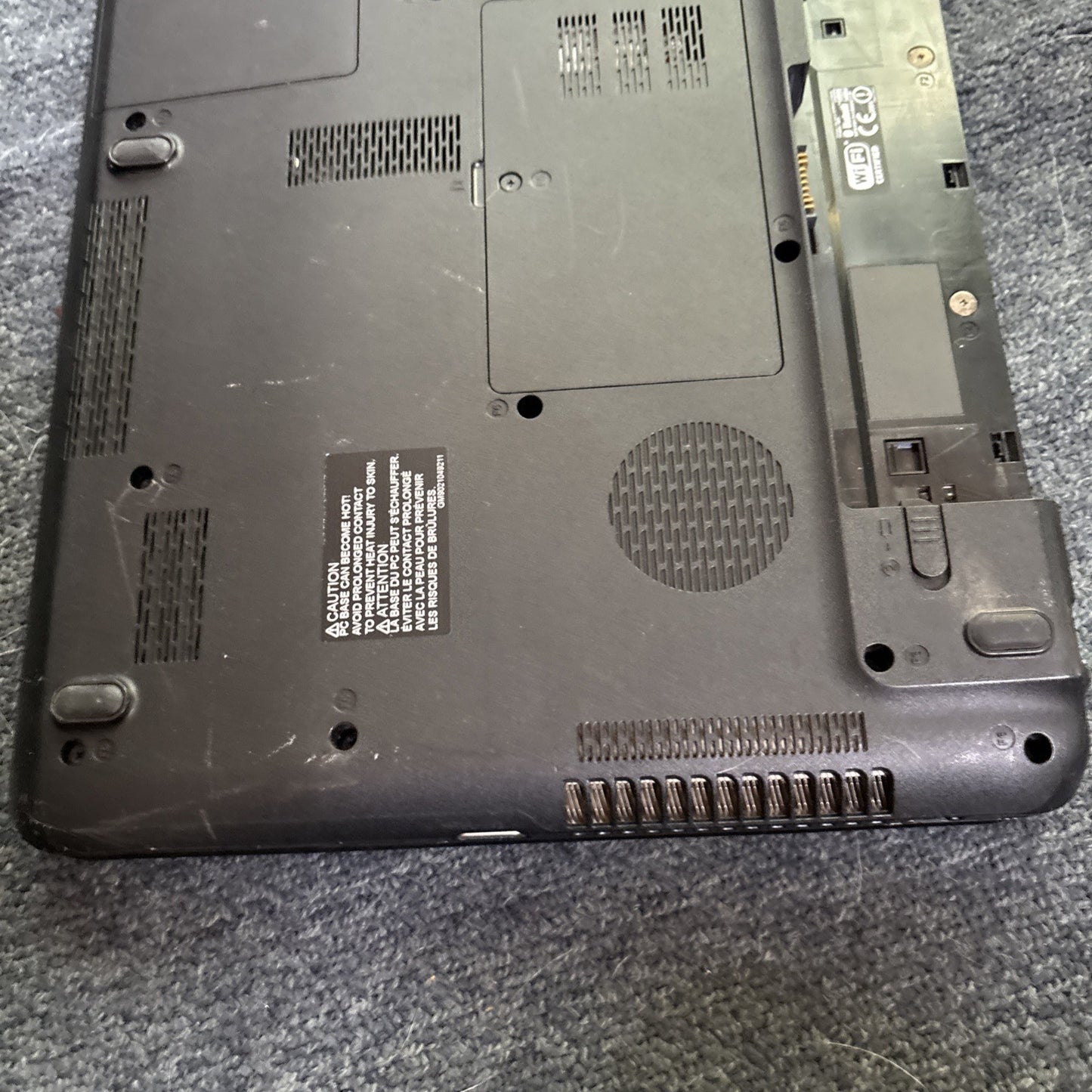 Toshiba Satellite L650 Intel i3 4GB RAM 750gb HDD DVD *For Parts/Repair*