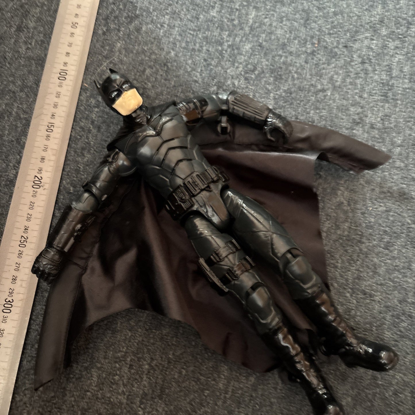 Genuine 5x Batman Figures: 2x Batman, Scarecrow, Joker, Batmobile