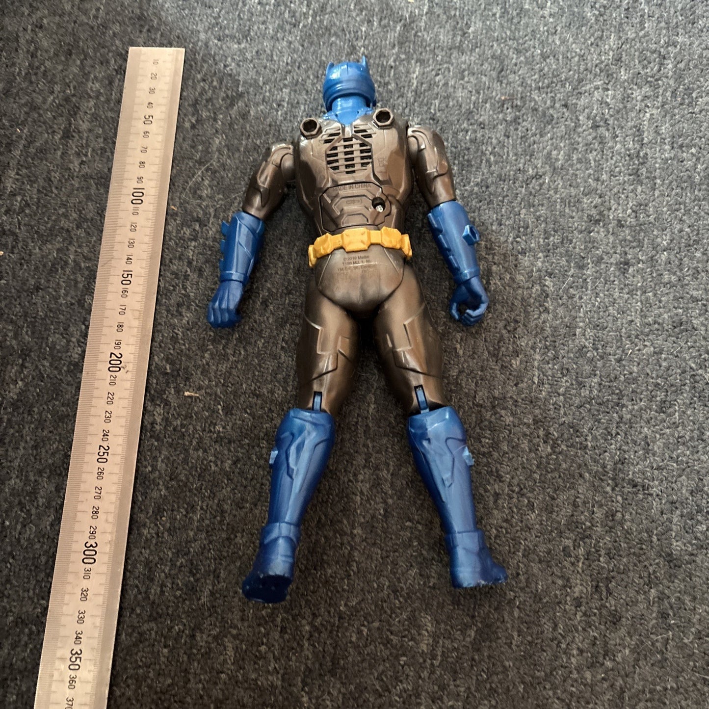 Genuine 5x Batman Figures: 2x Batman, Scarecrow, Joker, Batmobile